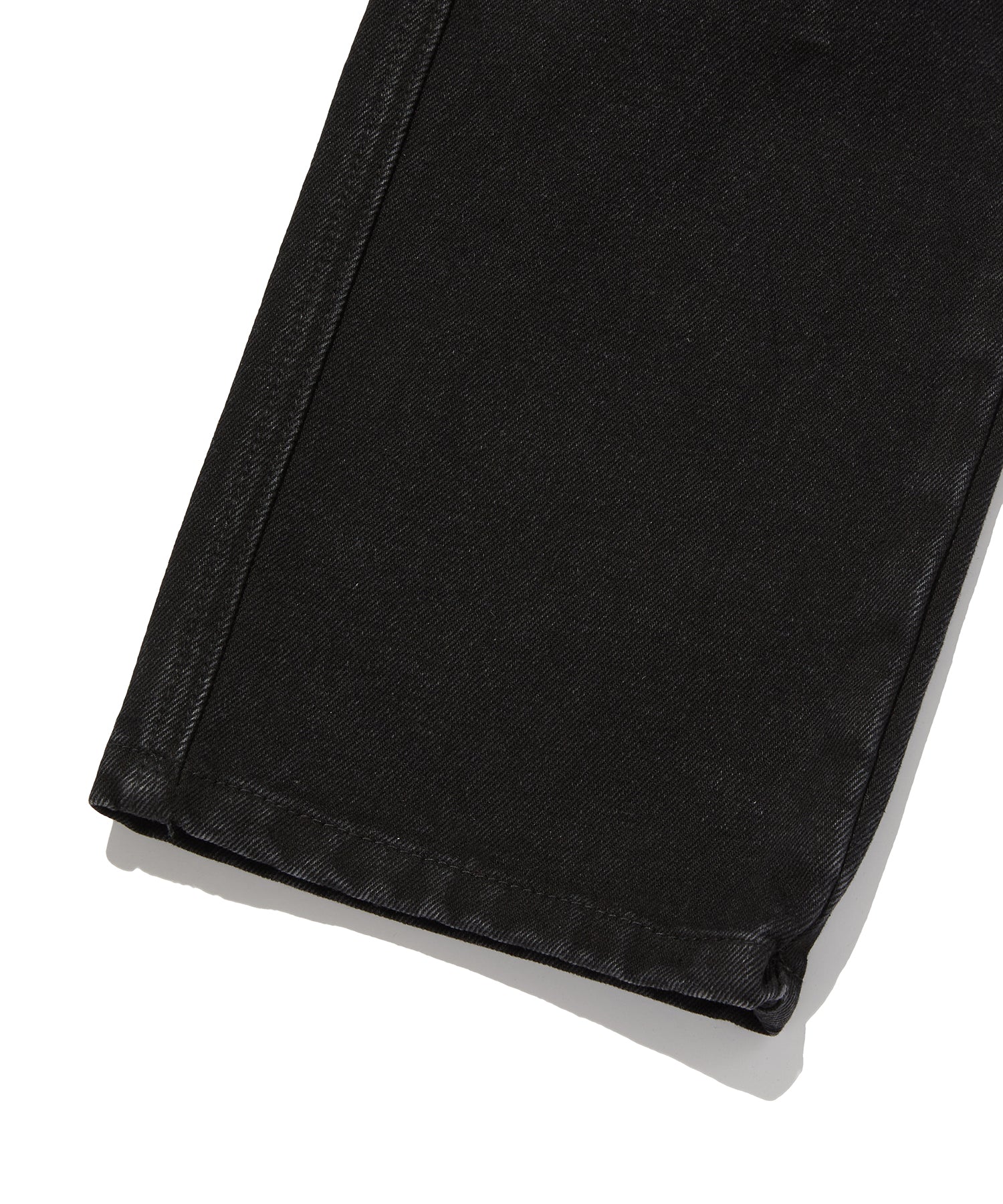 REGULAR STRAIGHT DENIM [BLACK]