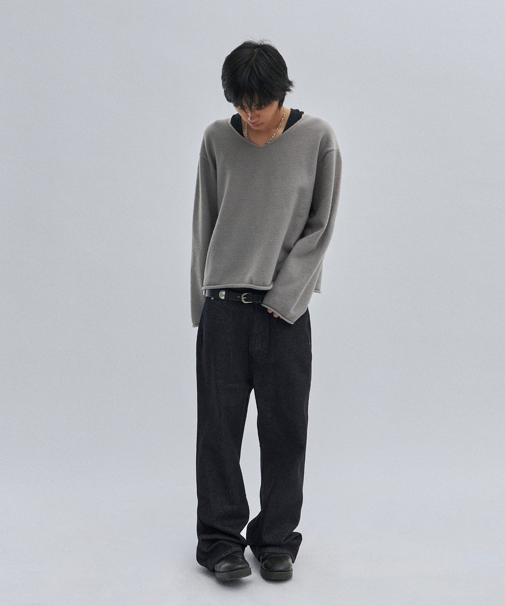 V NECK ROLLED KNIT [GRAY]