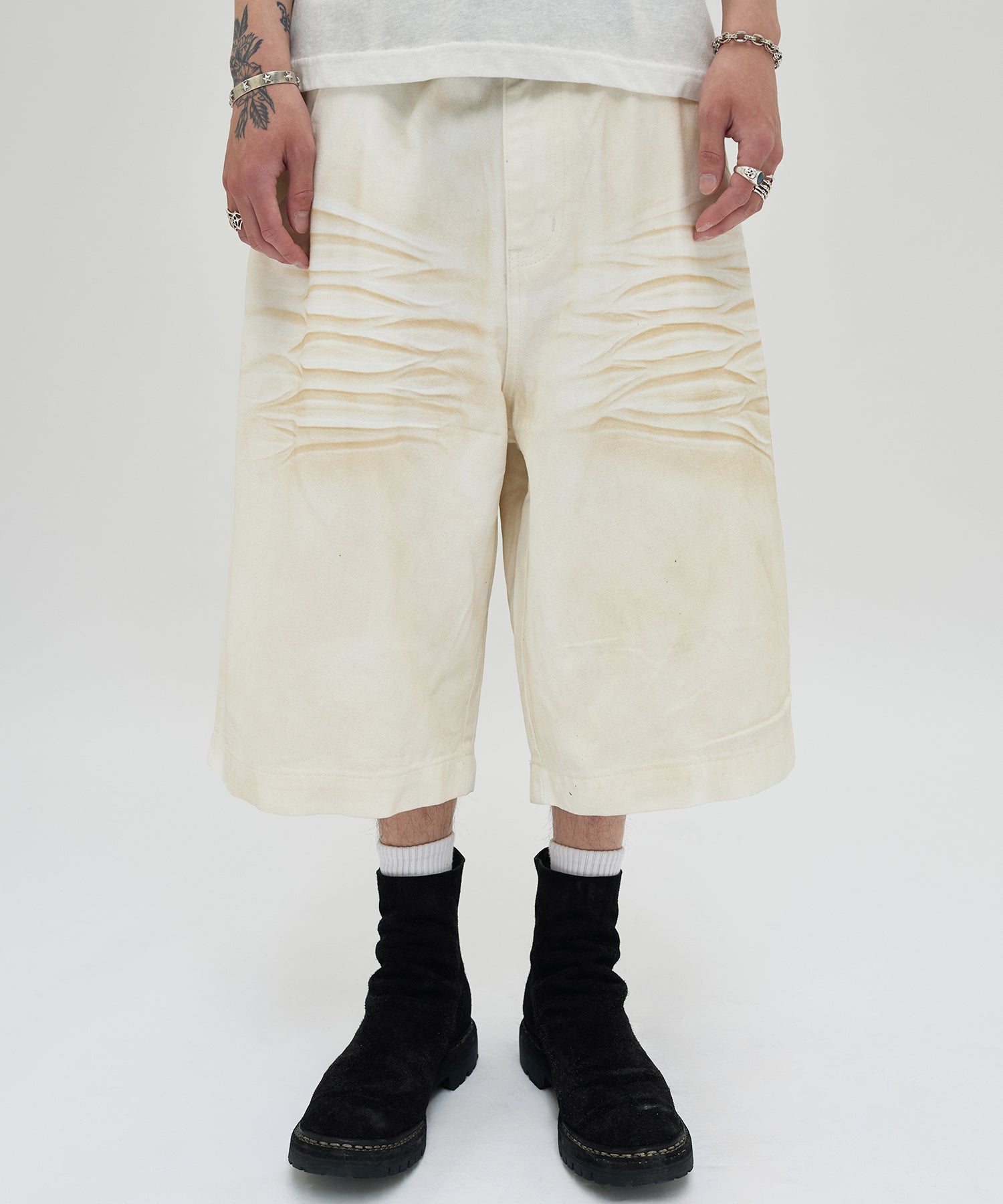 WRINKLE WASHED SHORTS [WHITE]