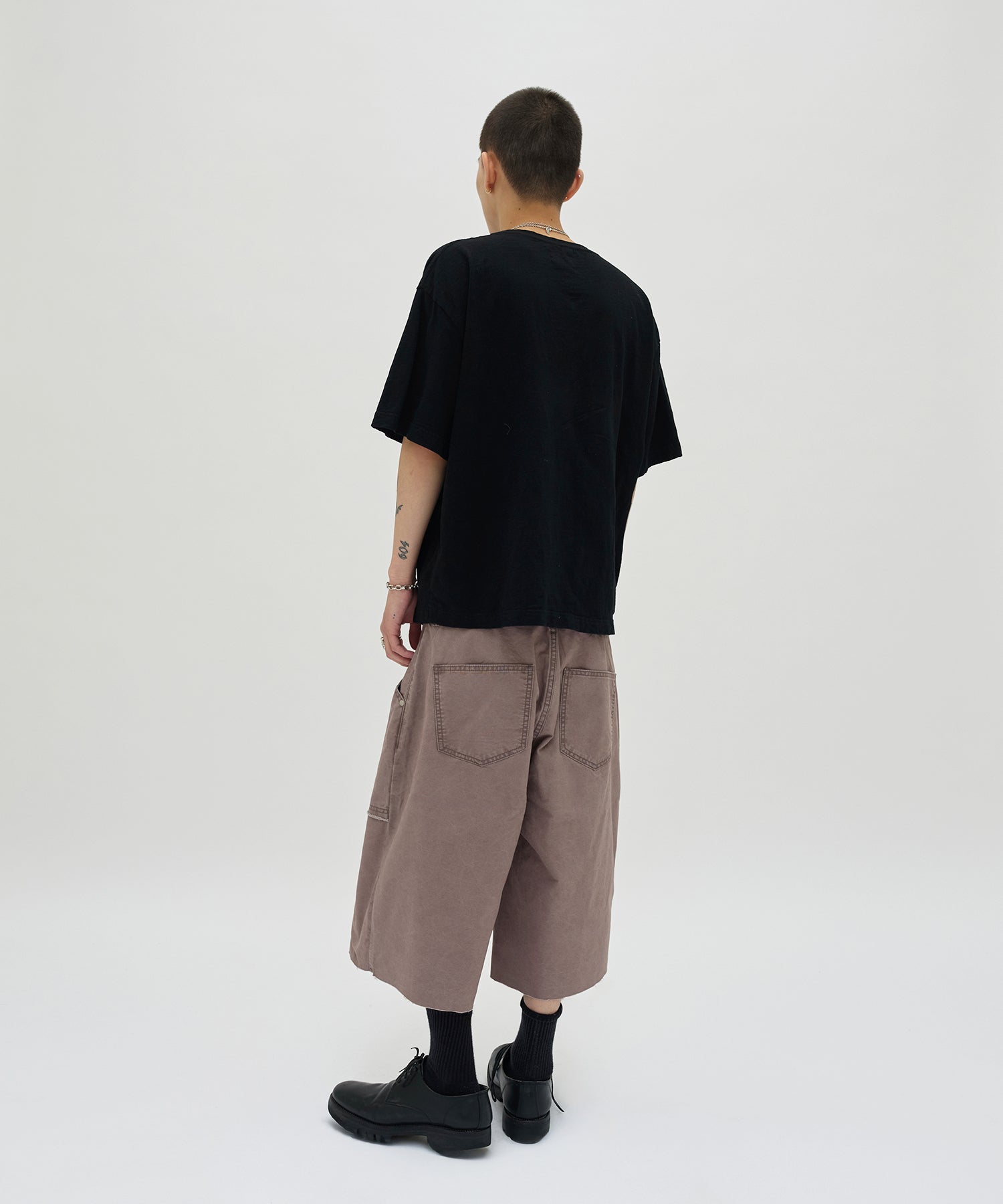 CUT EDGE SHORTS [MOCHA BROWN]