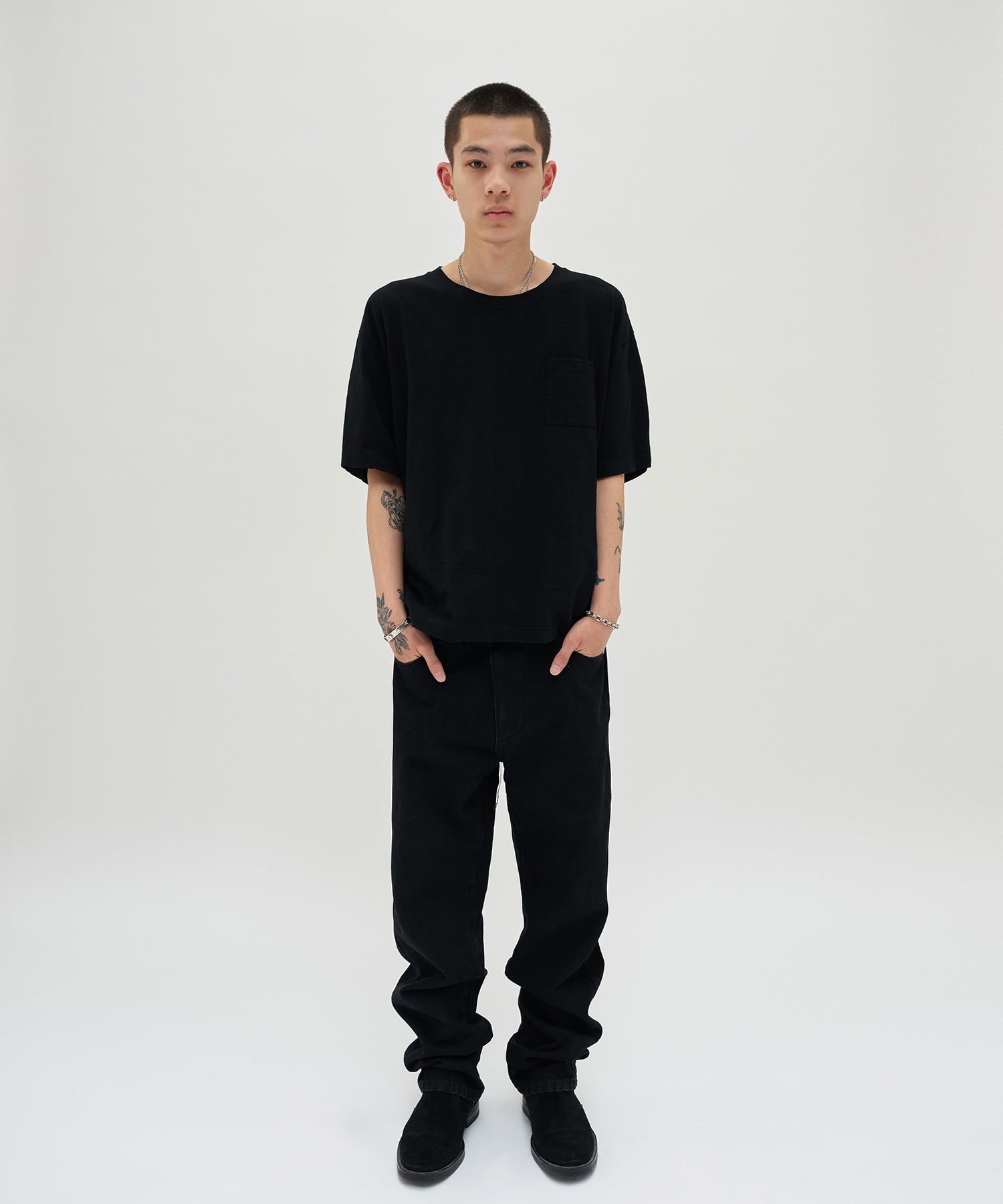 REGULAR STRAIGHT DENIM [BLACK]