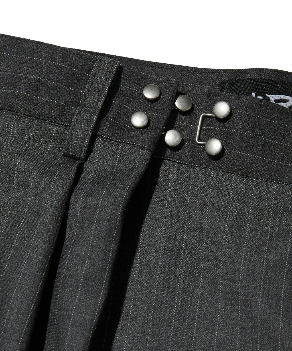 TWO TUCK STRIPE SLACKS [GRAY]