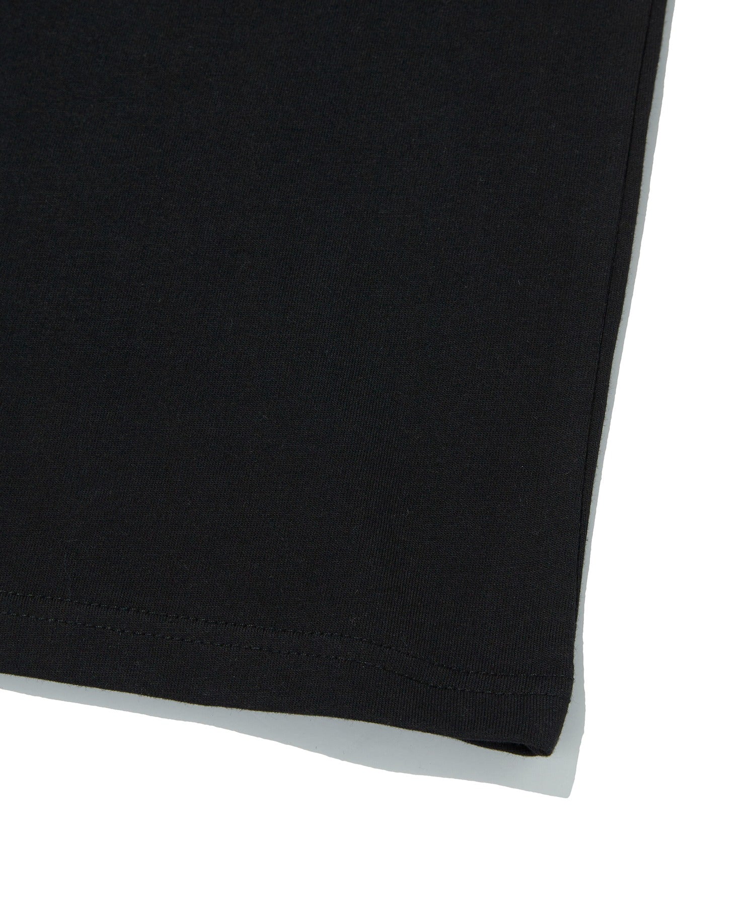 HUH!! LEOPARD TEE [BLACK]
