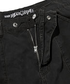 WIDE CARGO SHORTS [BLACK]