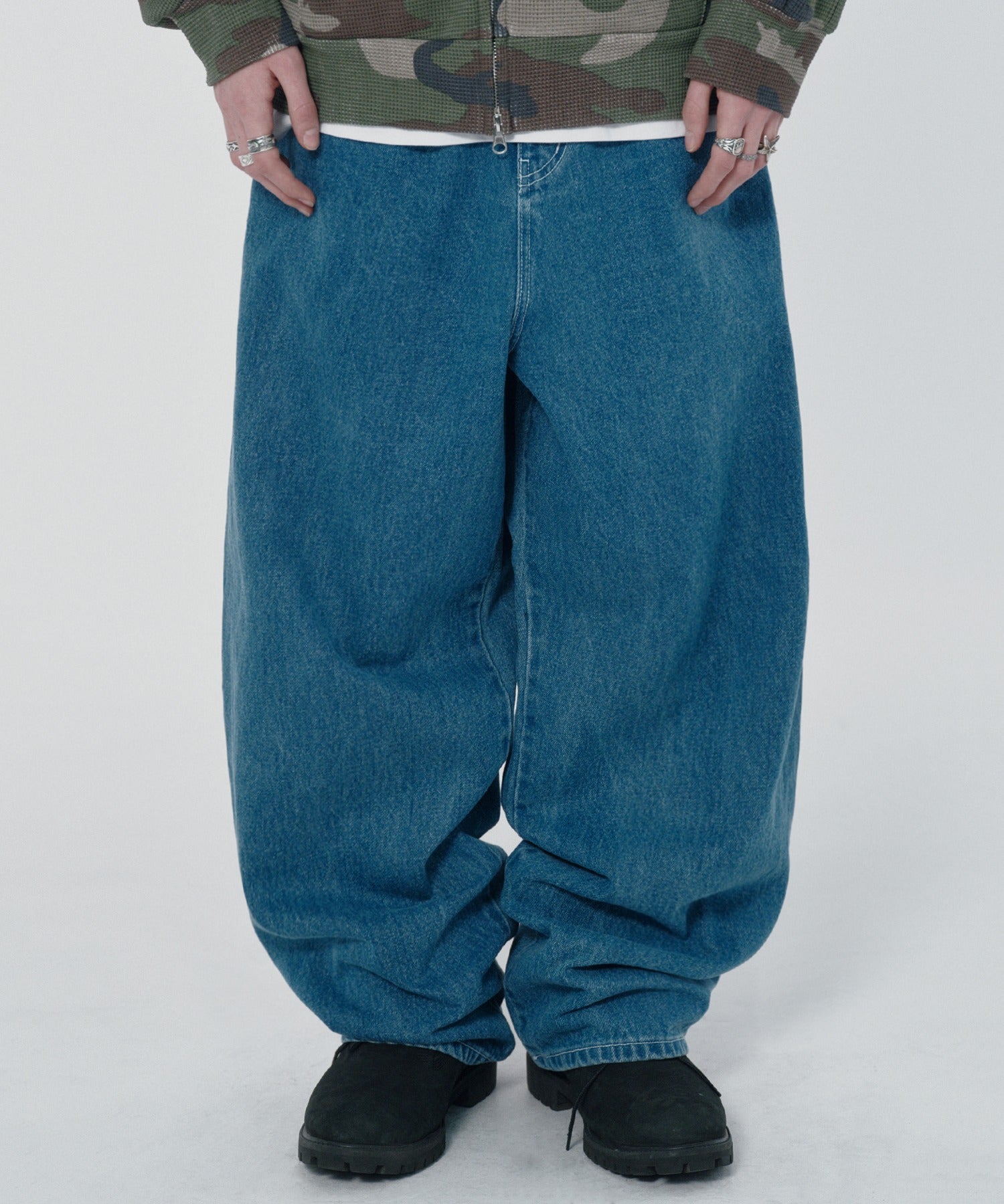 CONTOUR POCKET DENIM [BLUE]