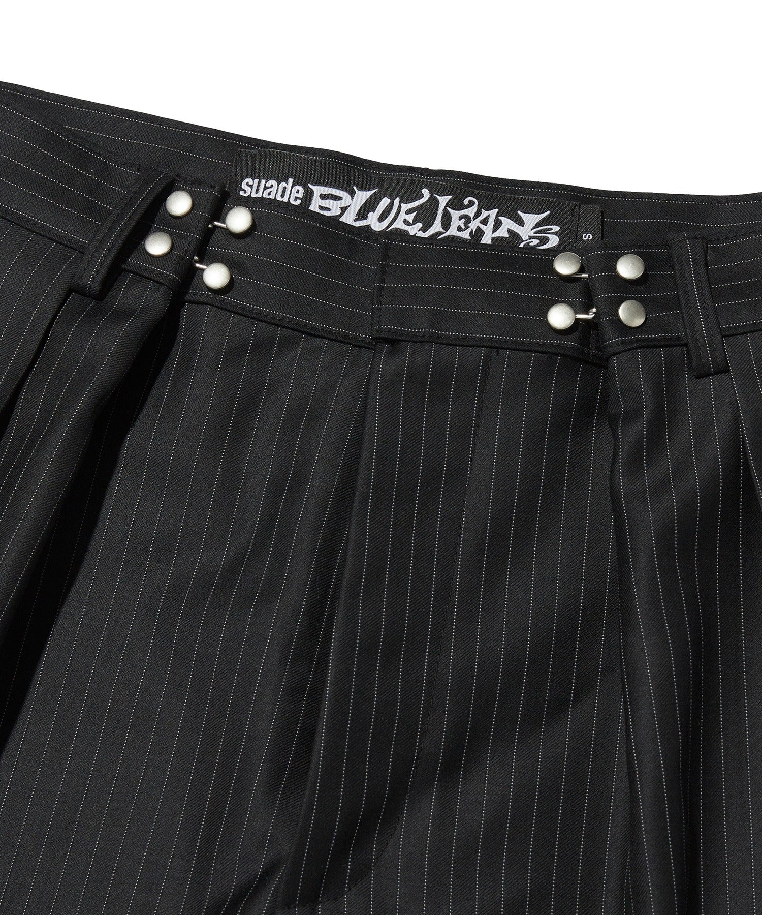 TWO TUCK STRIPE SLACKS [BLACK]