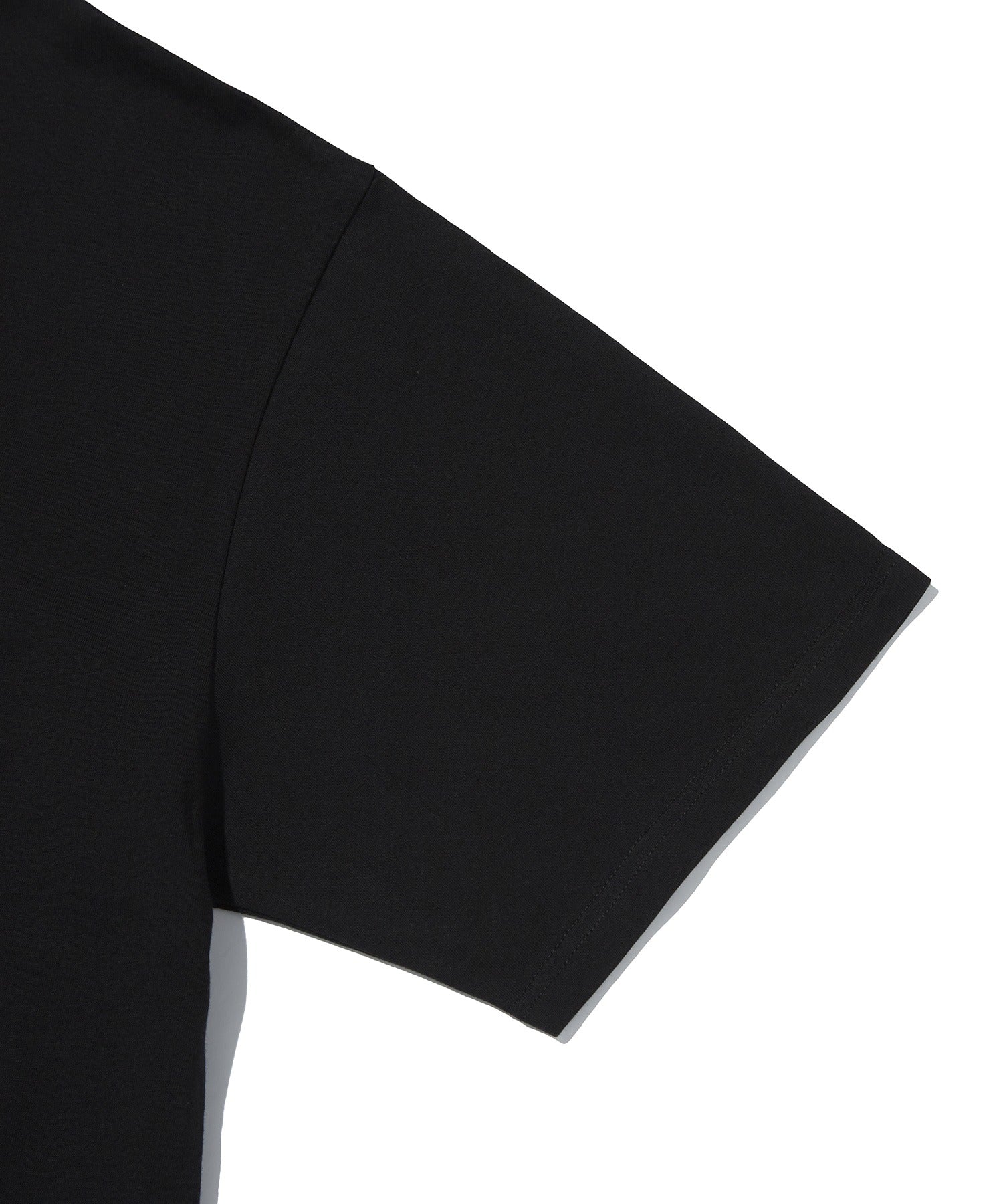 HUH!! CAPYBARA TEE [BLACK]