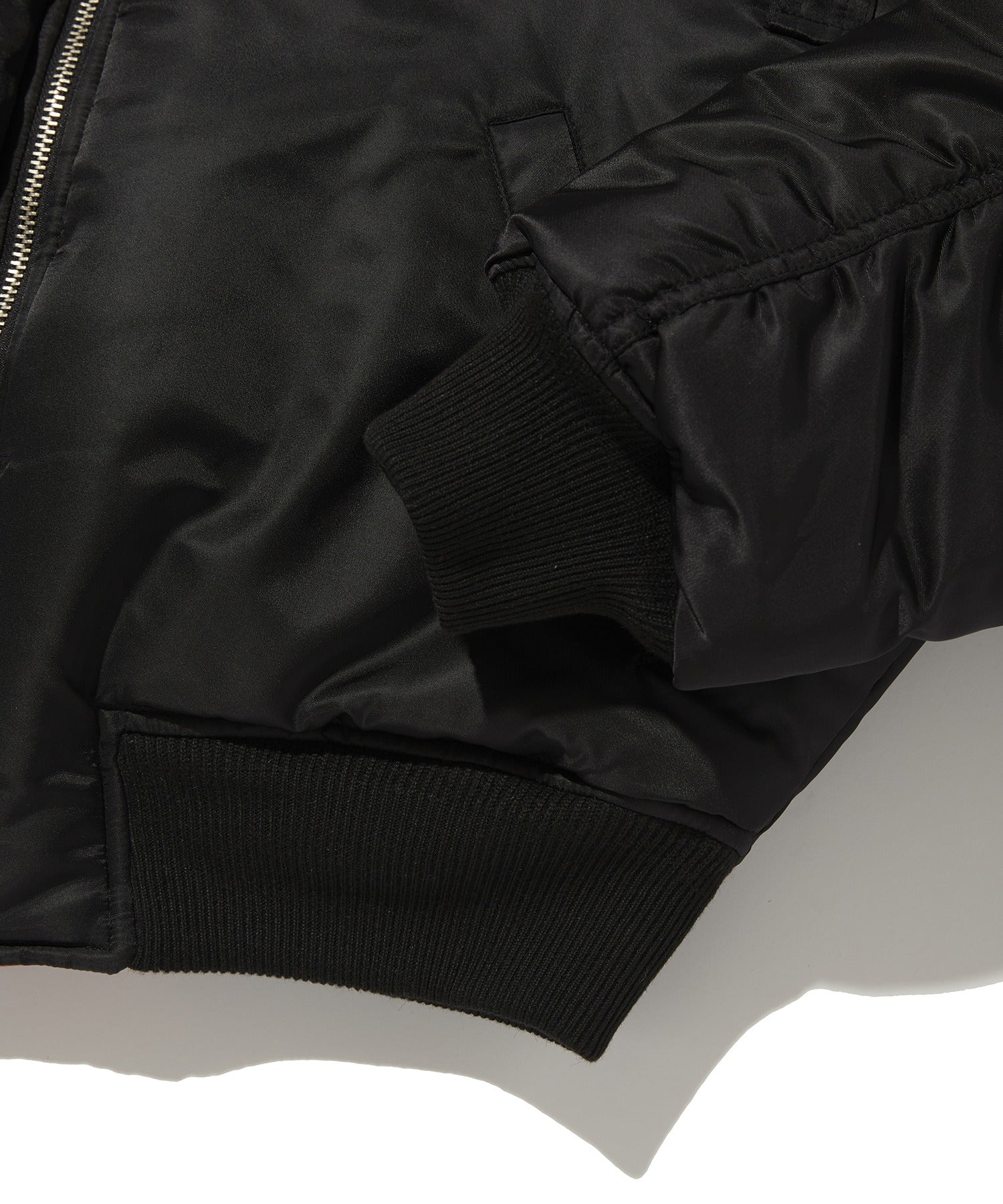 CROPPED MA-1 [BLACK]