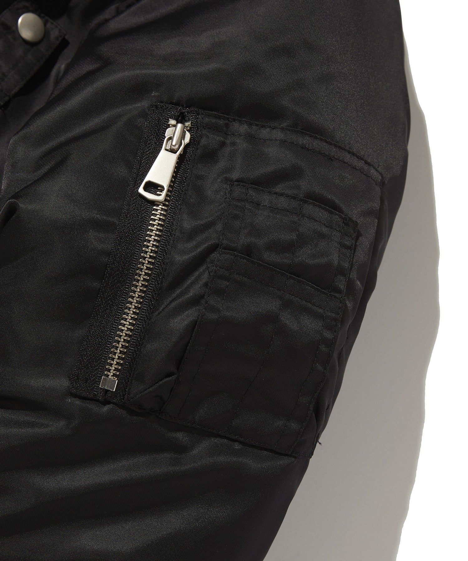 CROPPED MA-1 [BLACK]