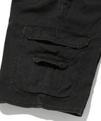 WIDE CARGO SHORTS [BLACK]