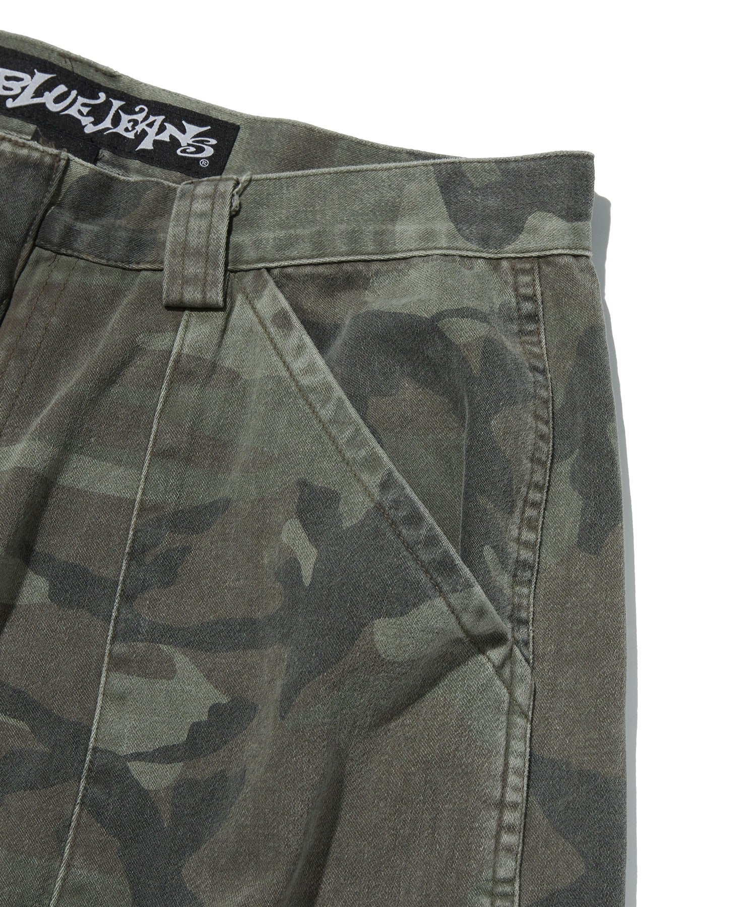 WIDE CARGO SHORTS [GREEN CAMO]