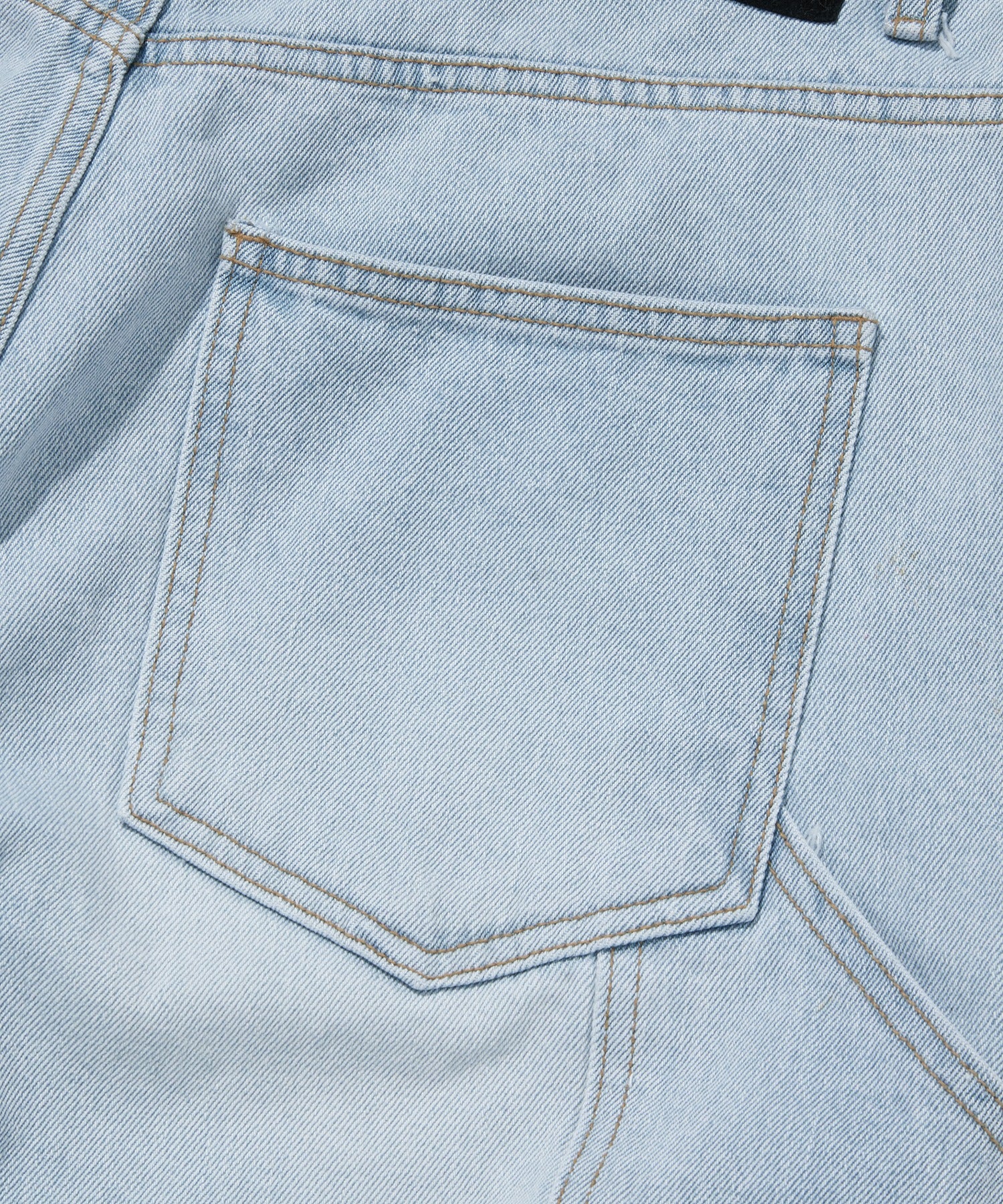 CARPENTER DENIM SHORTS [LIGHT BLUE]
