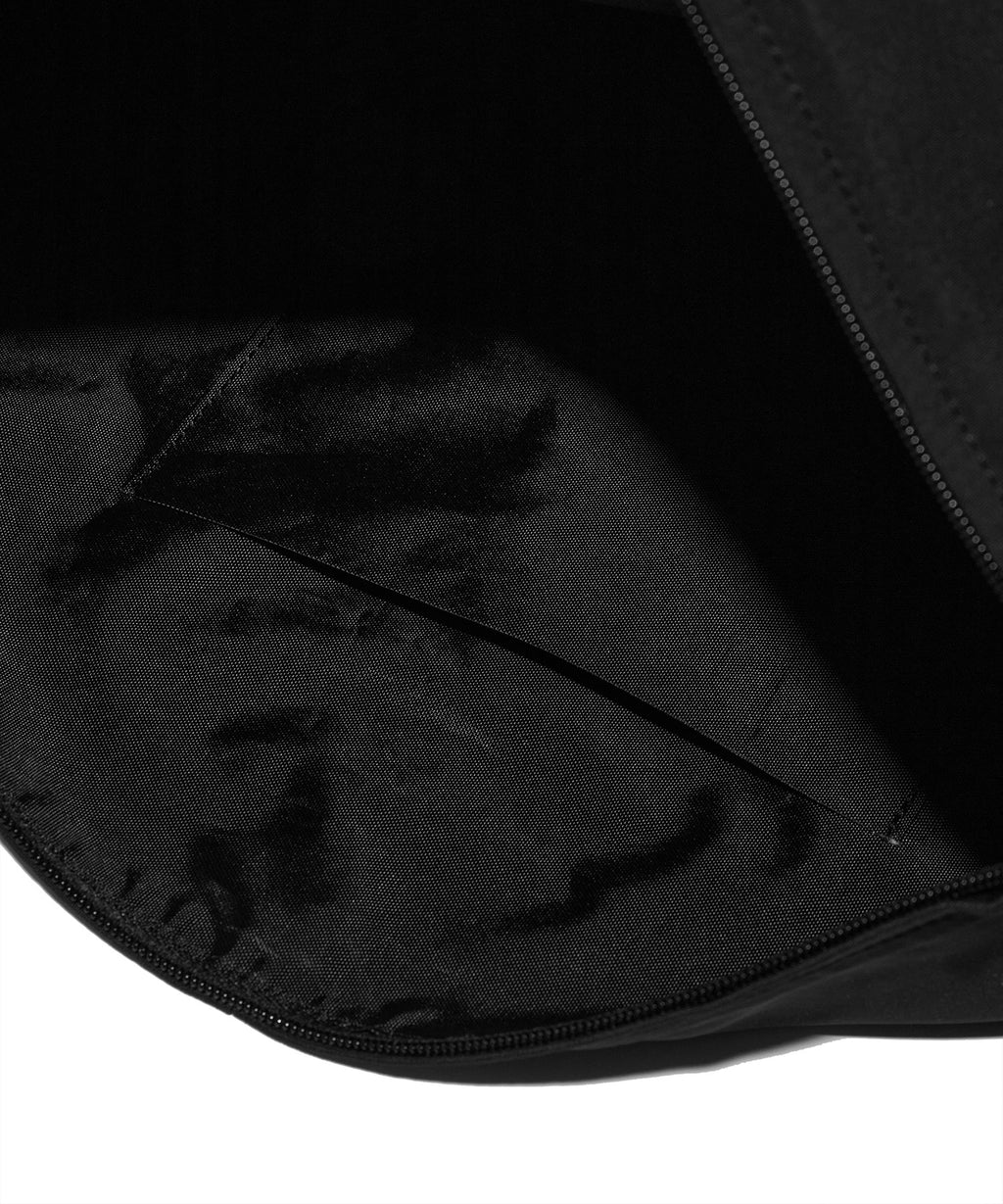 HALFMOON CROSS BAG [BLACK]