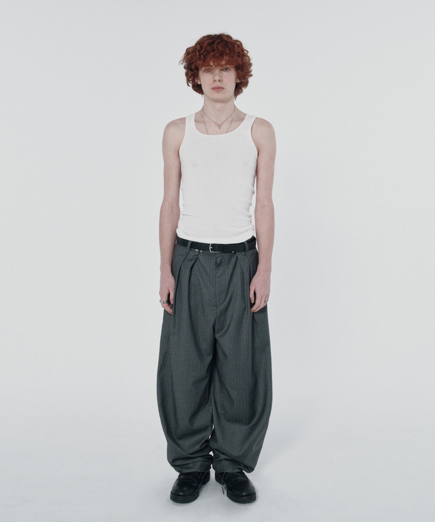 TWO TUCK STRIPE SLACKS [GRAY]