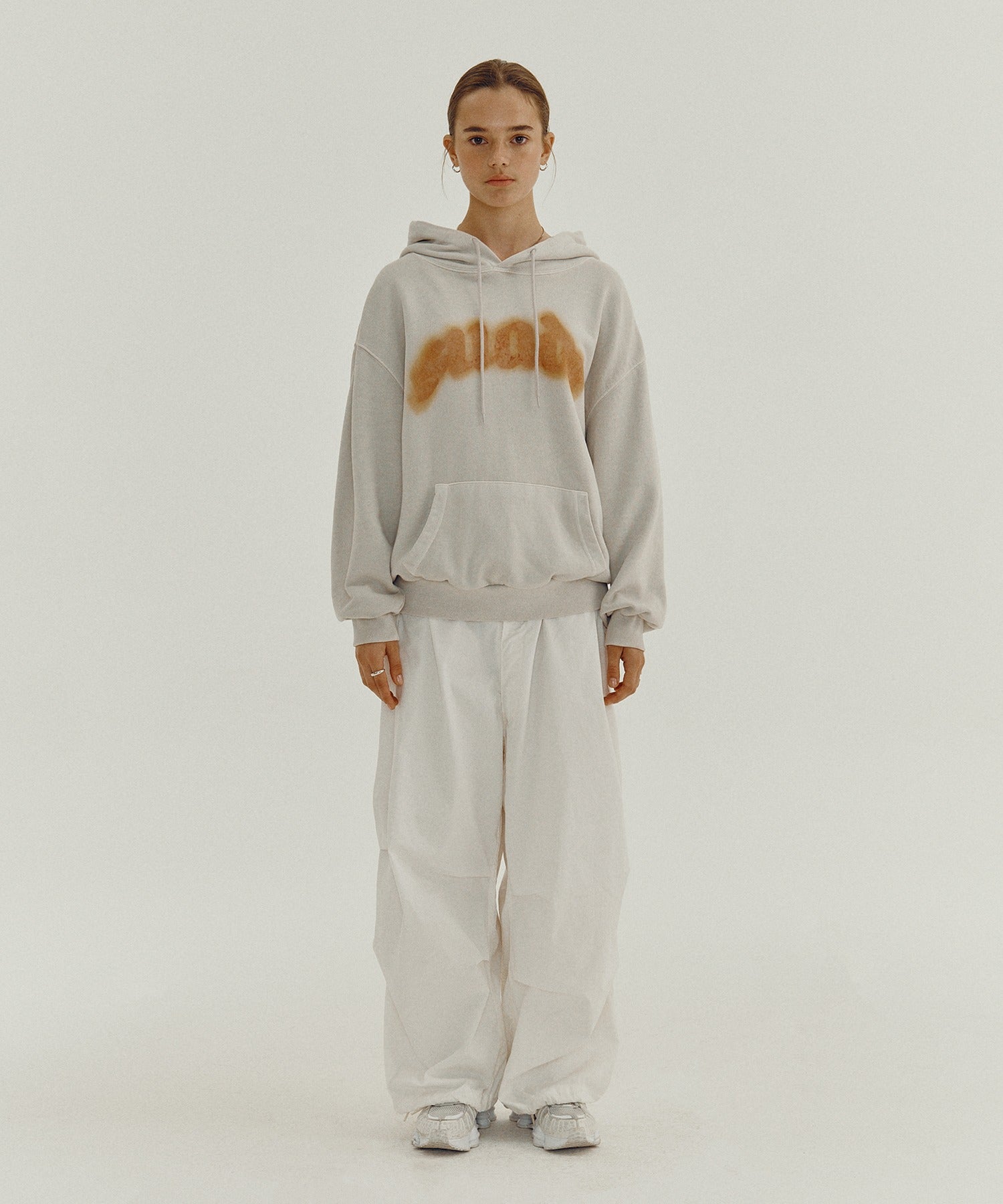 FIRE SUADE HOODIE [PIGMENT BEIGE]