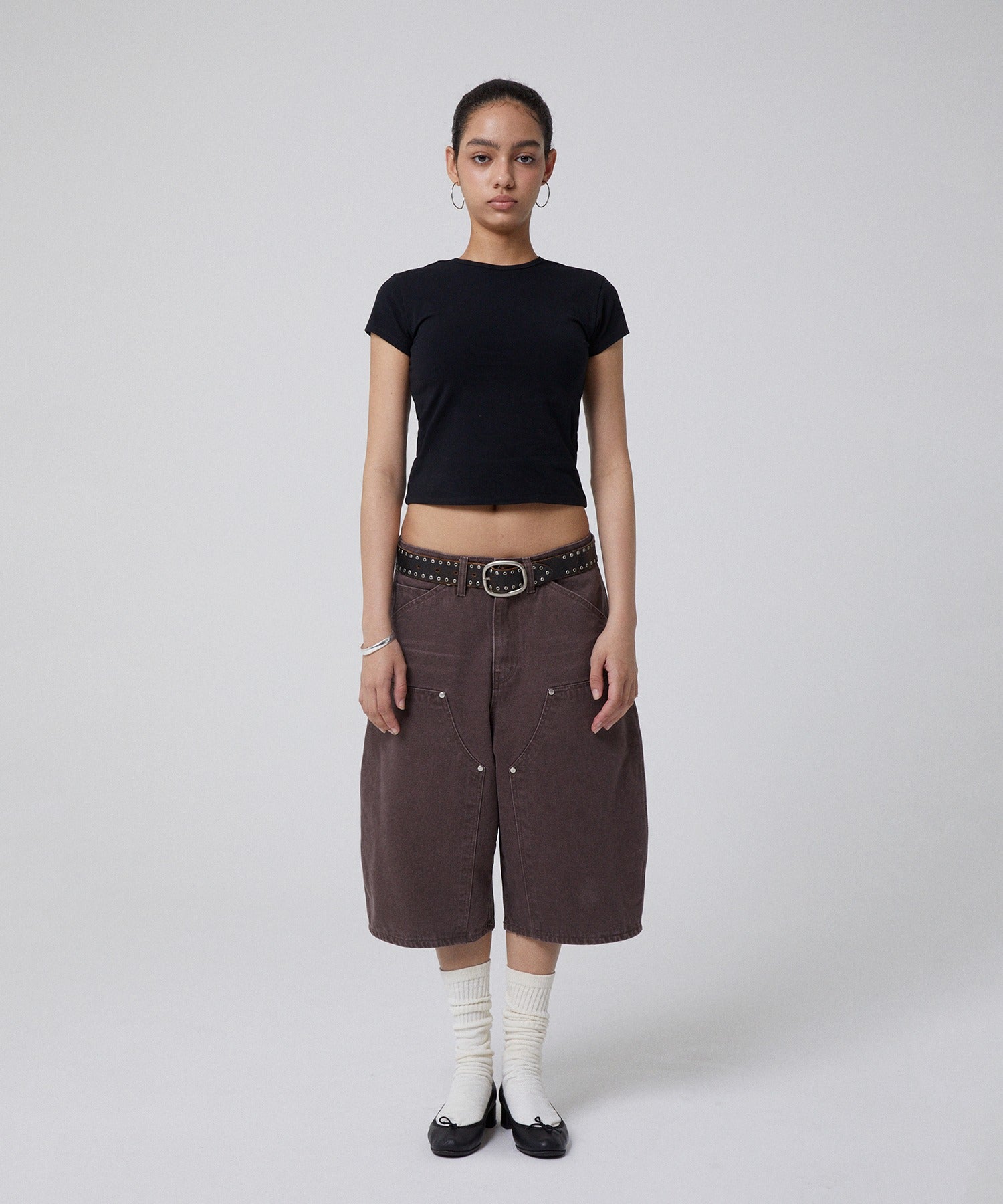 CONTOUR DOUBLE KNEE SHORTS [BROWN]