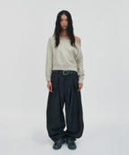 SUNNY ONE SHOULDER CREWNECK [CREAM]