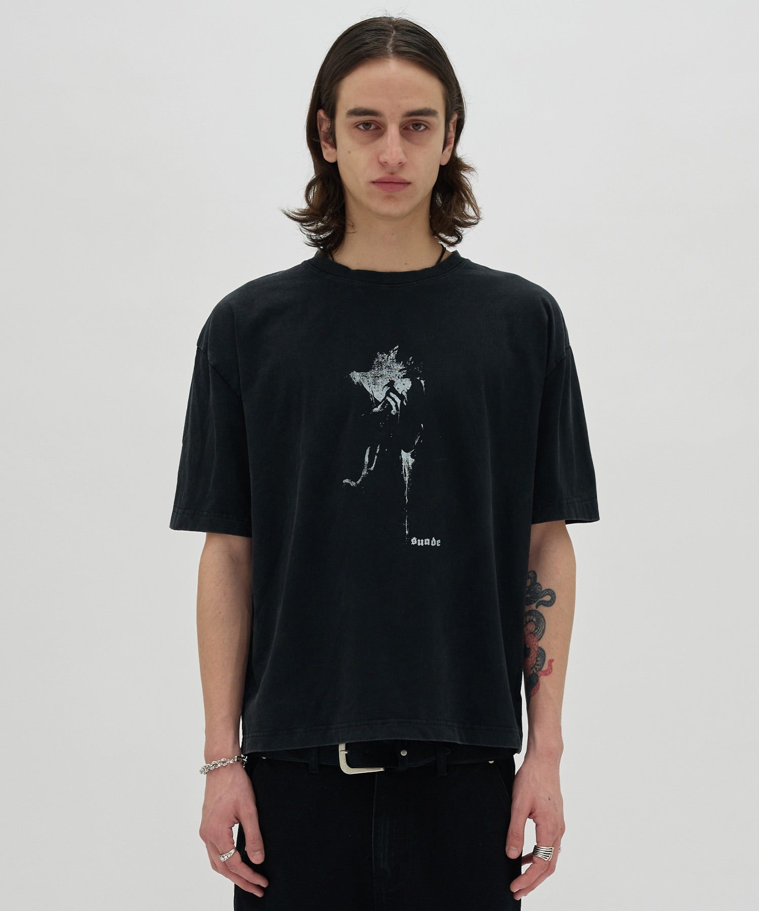 SILHOUETTE TEE [WASHING BLACK]