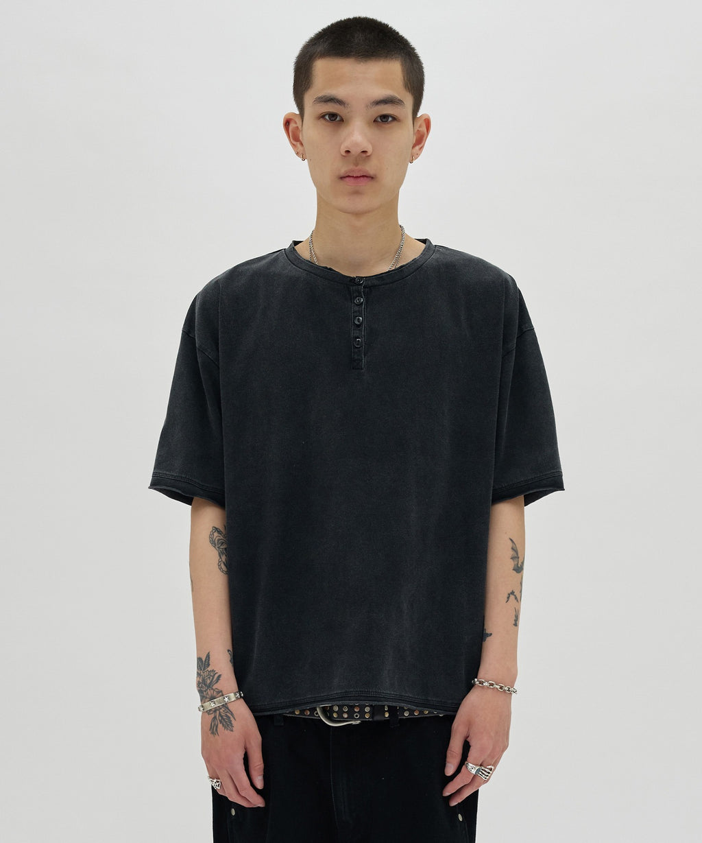 WASHED HENLEY NECK TEE [WASHING BLACK]