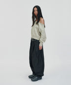 SUNNY ONE SHOULDER CREWNECK [CREAM]