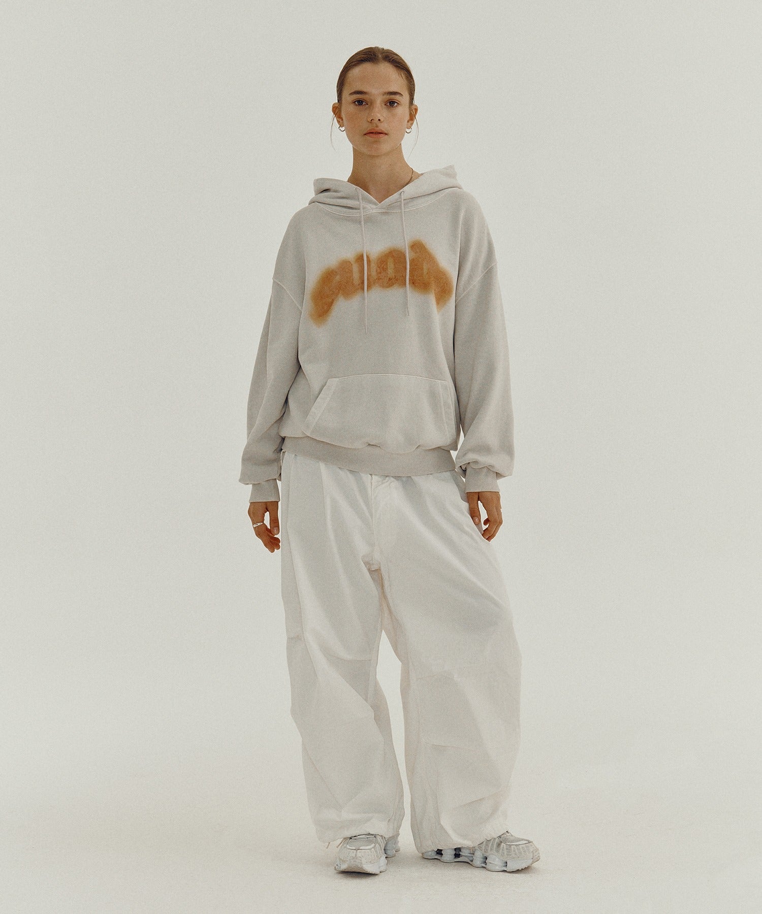 FIRE SUADE HOODIE [PIGMENT BEIGE]