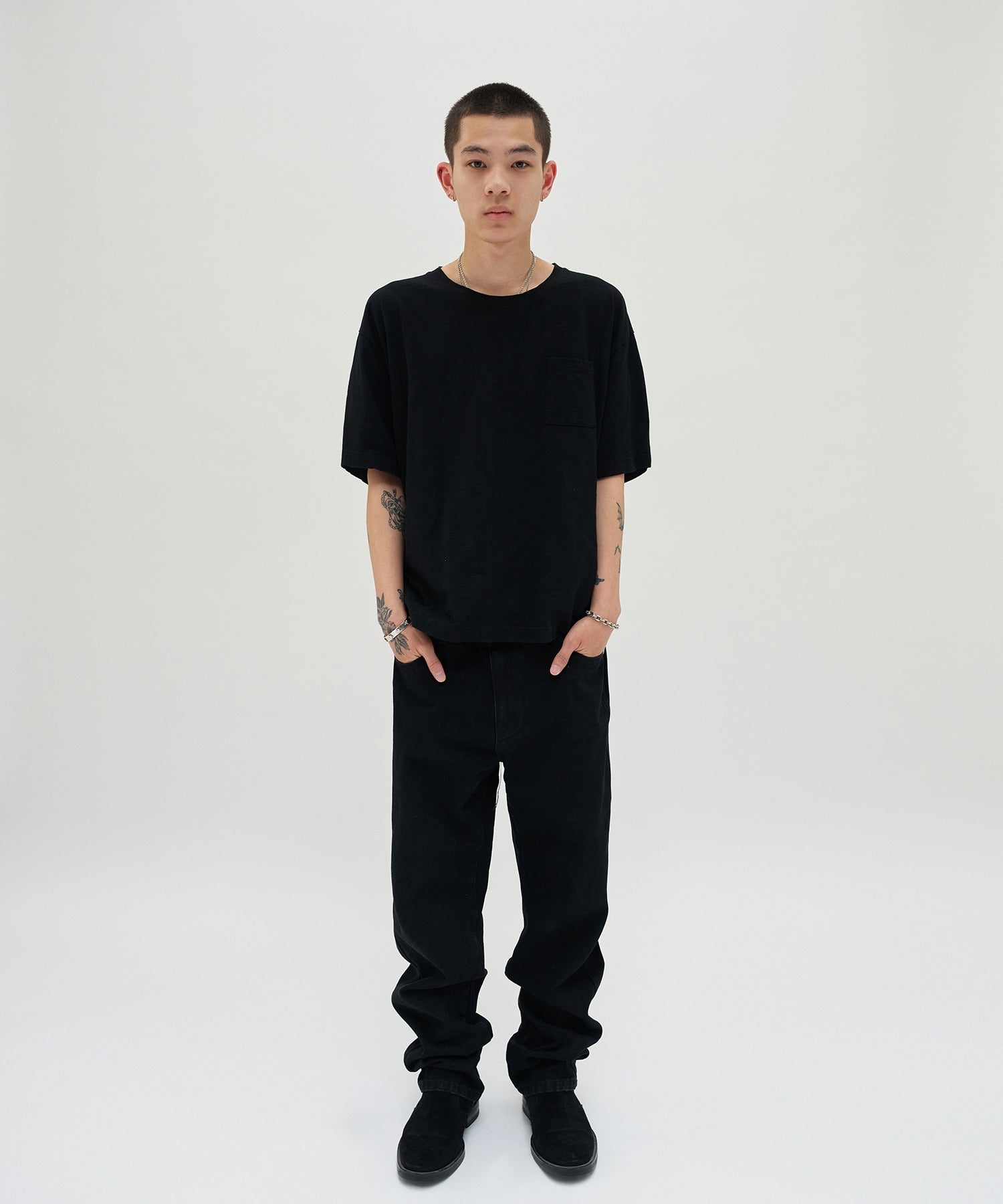 TEXTURED POCKET TEE [BLACK]