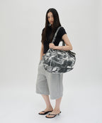 PATTERN TOTE BAG [BLACK]