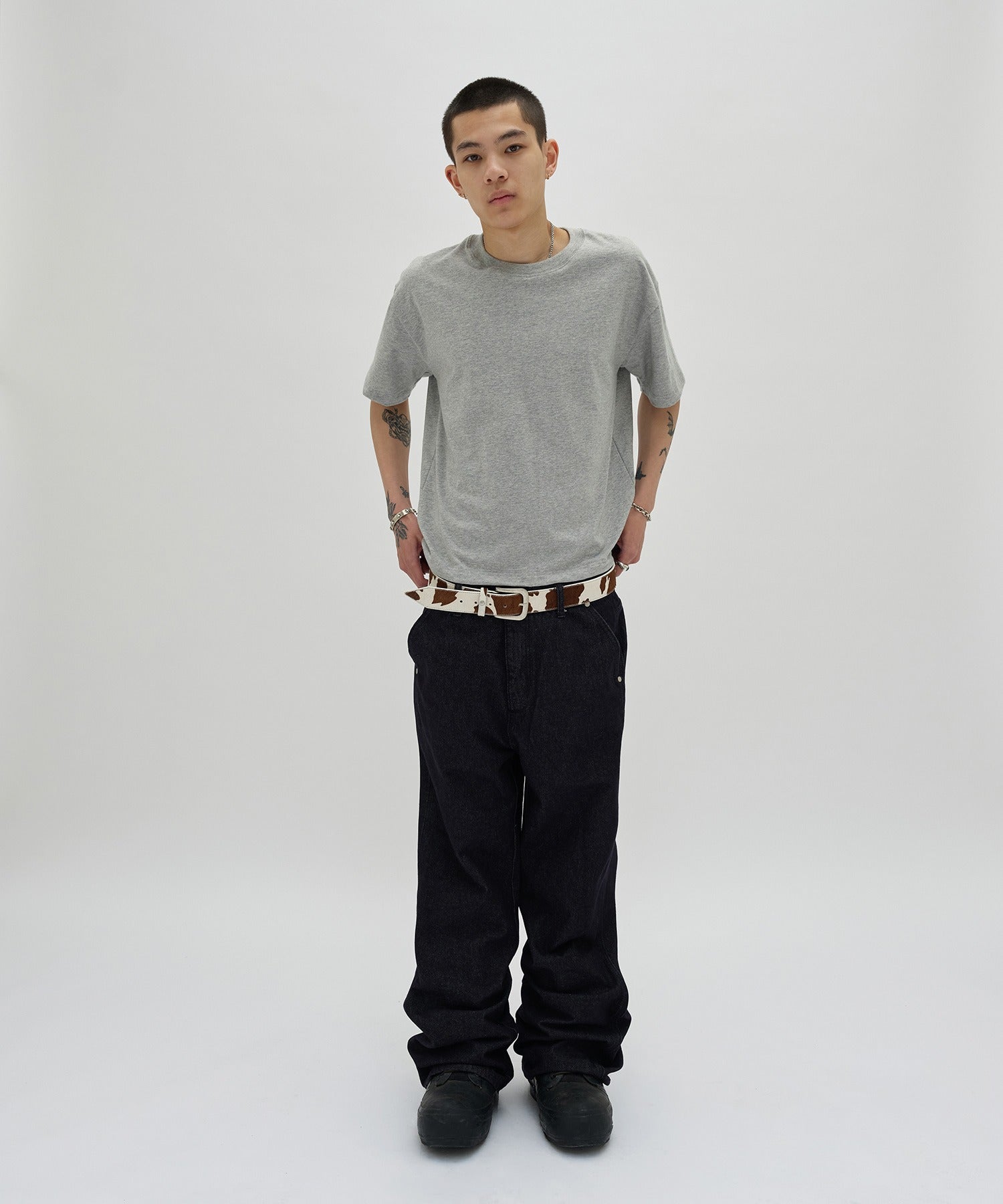CURVED FLARE DENIM [RAW INDIGO]