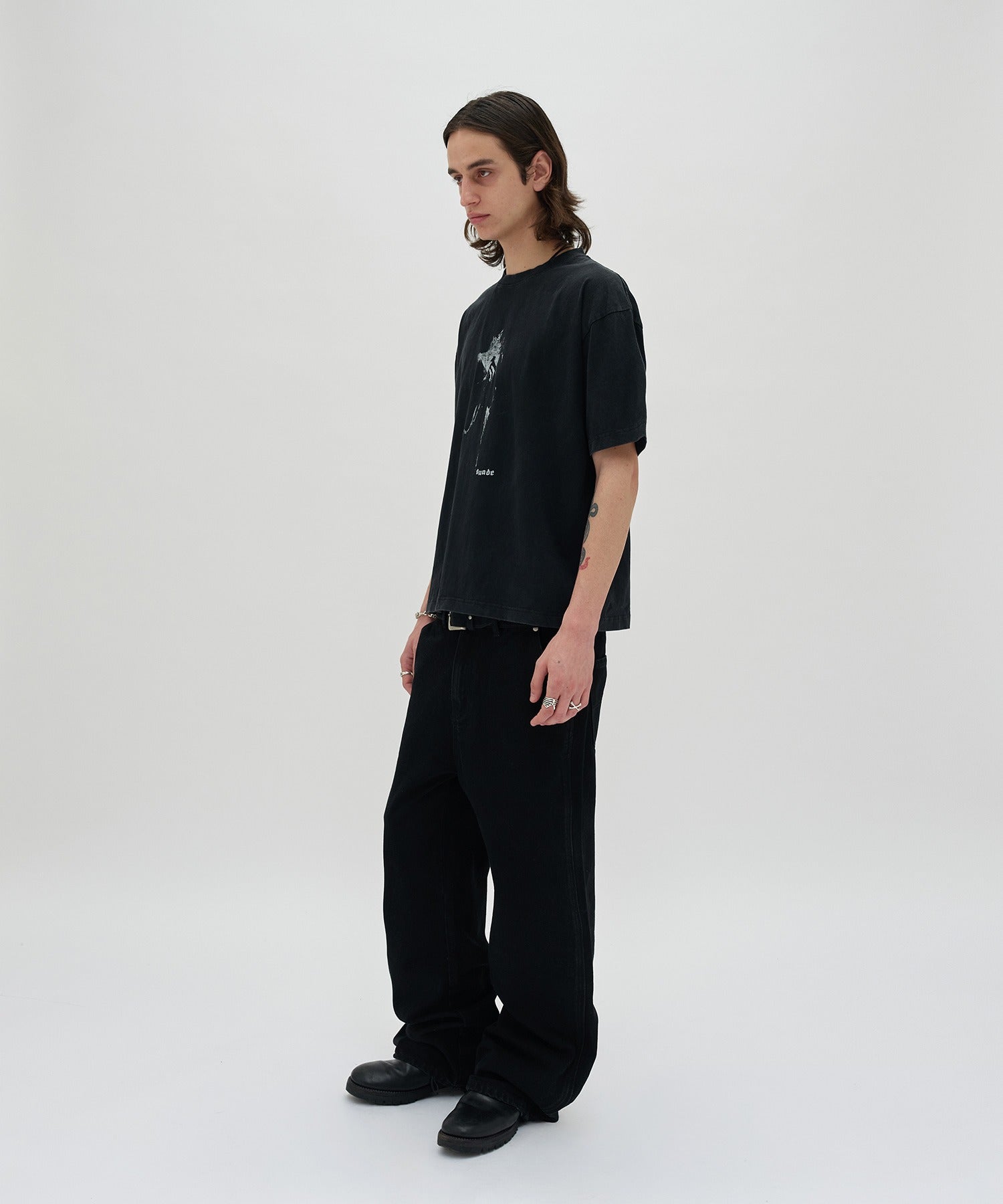 SILHOUETTE TEE [WASHING BLACK]
