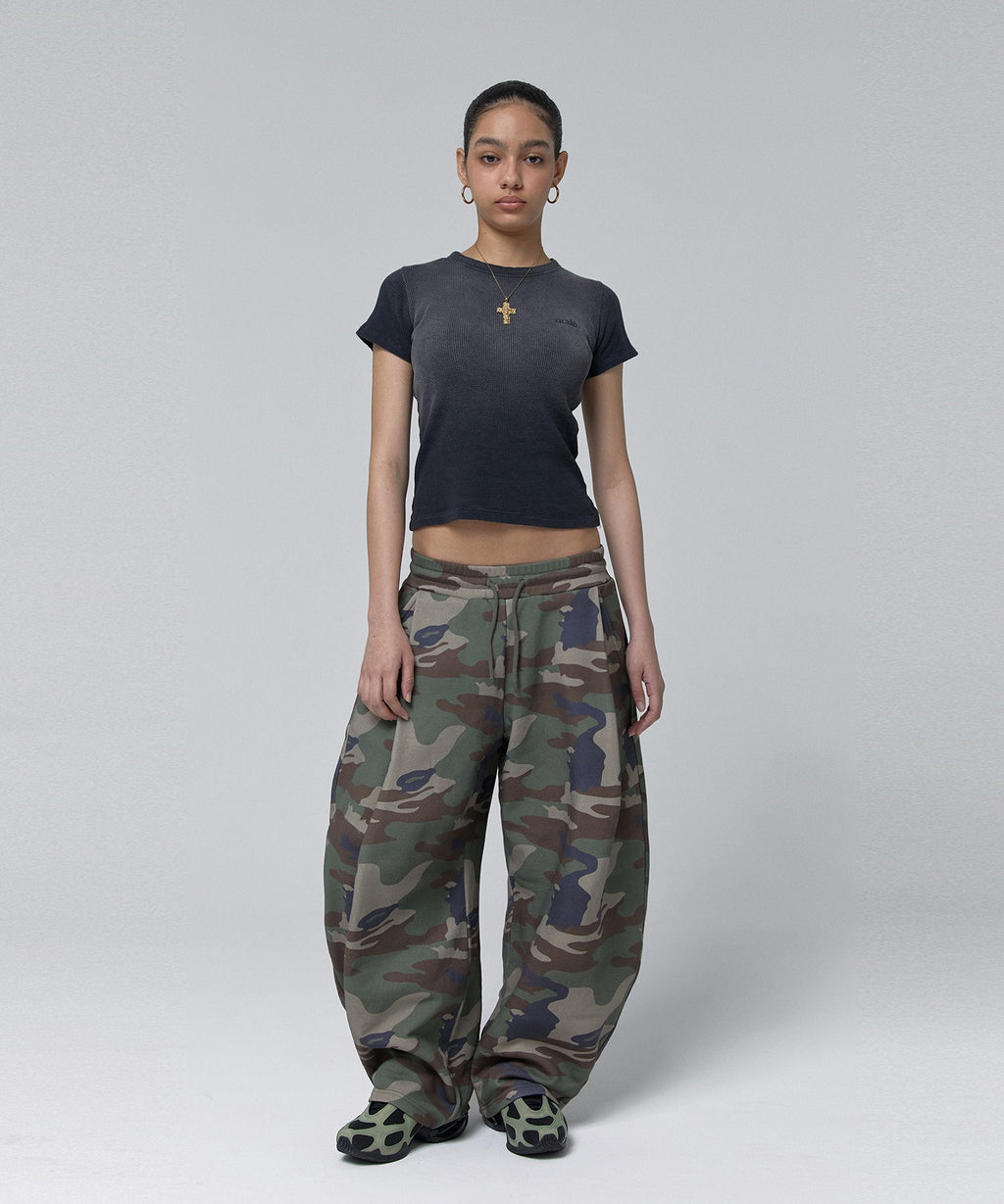 TWO TUCK LONG PANTS [CAMO]