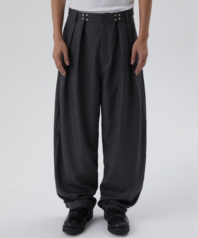 TWO TUCK STRIPE SLACKS [GRAY] Main Image
