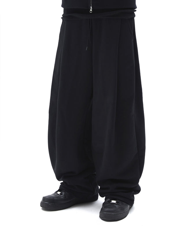TWO TUCK LONG PANTS [BLACK] Hover Image