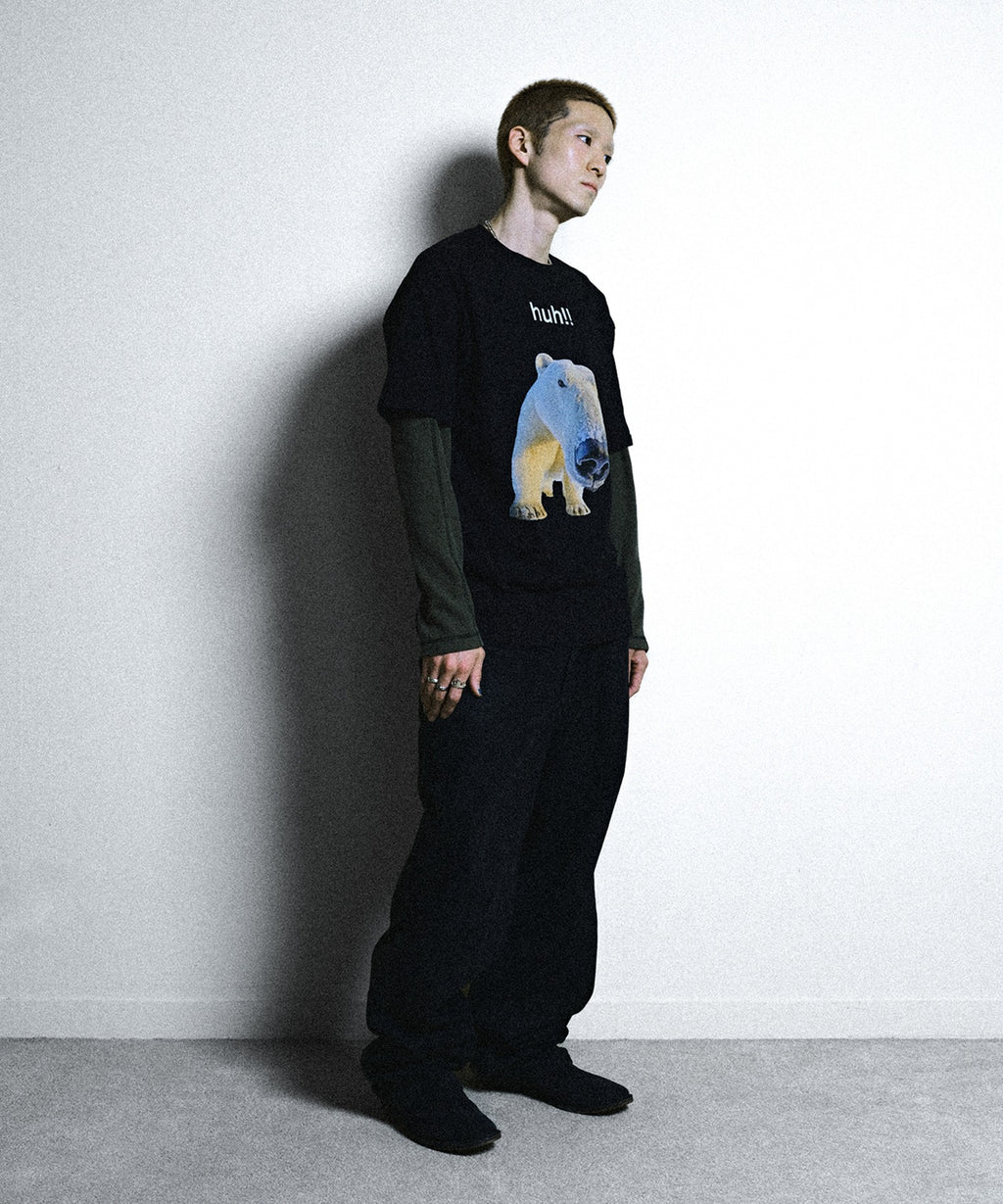 HUH!! TEE [BLACK]