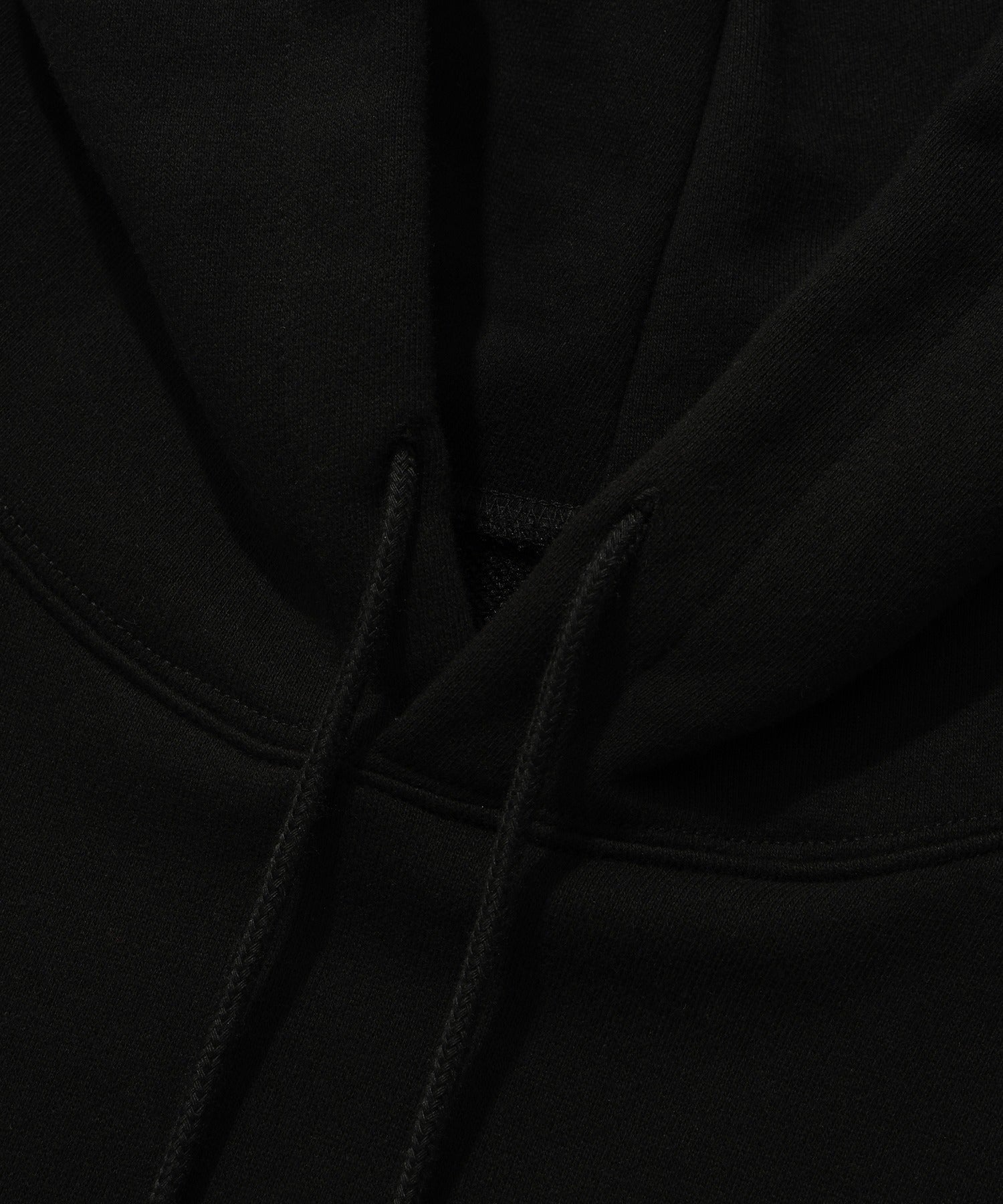HUH!! HOODIE [BLACK]