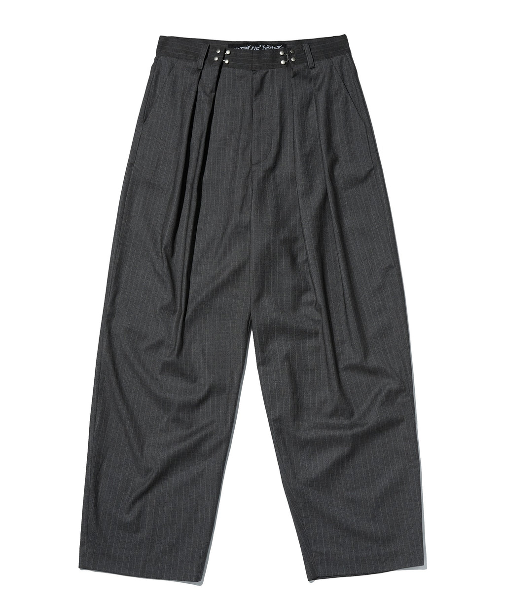 TWO TUCK STRIPE SLACKS [GRAY]