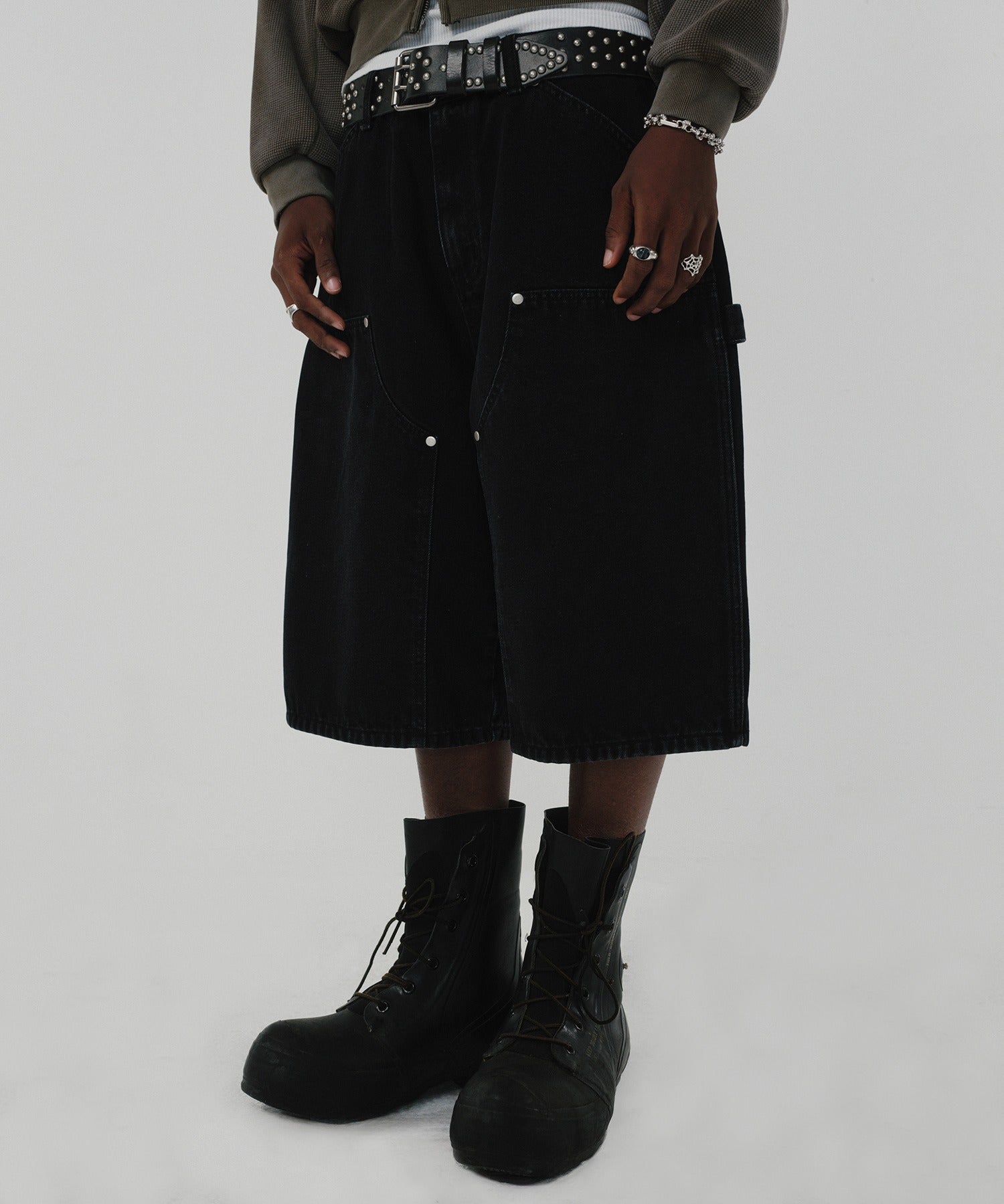 CONTOUR DOUBLE KNEE SHORTS [BLACK]