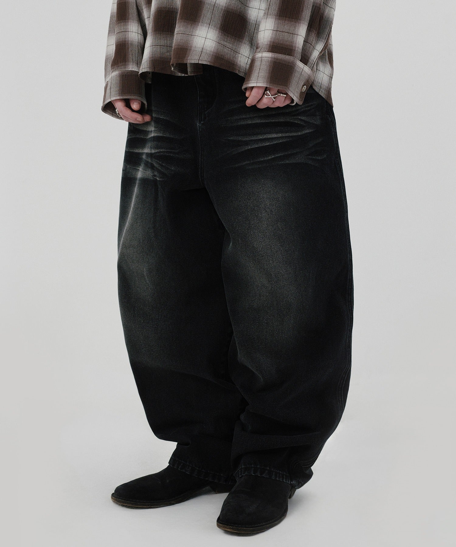 WRINKLE DENIM [BLACK]