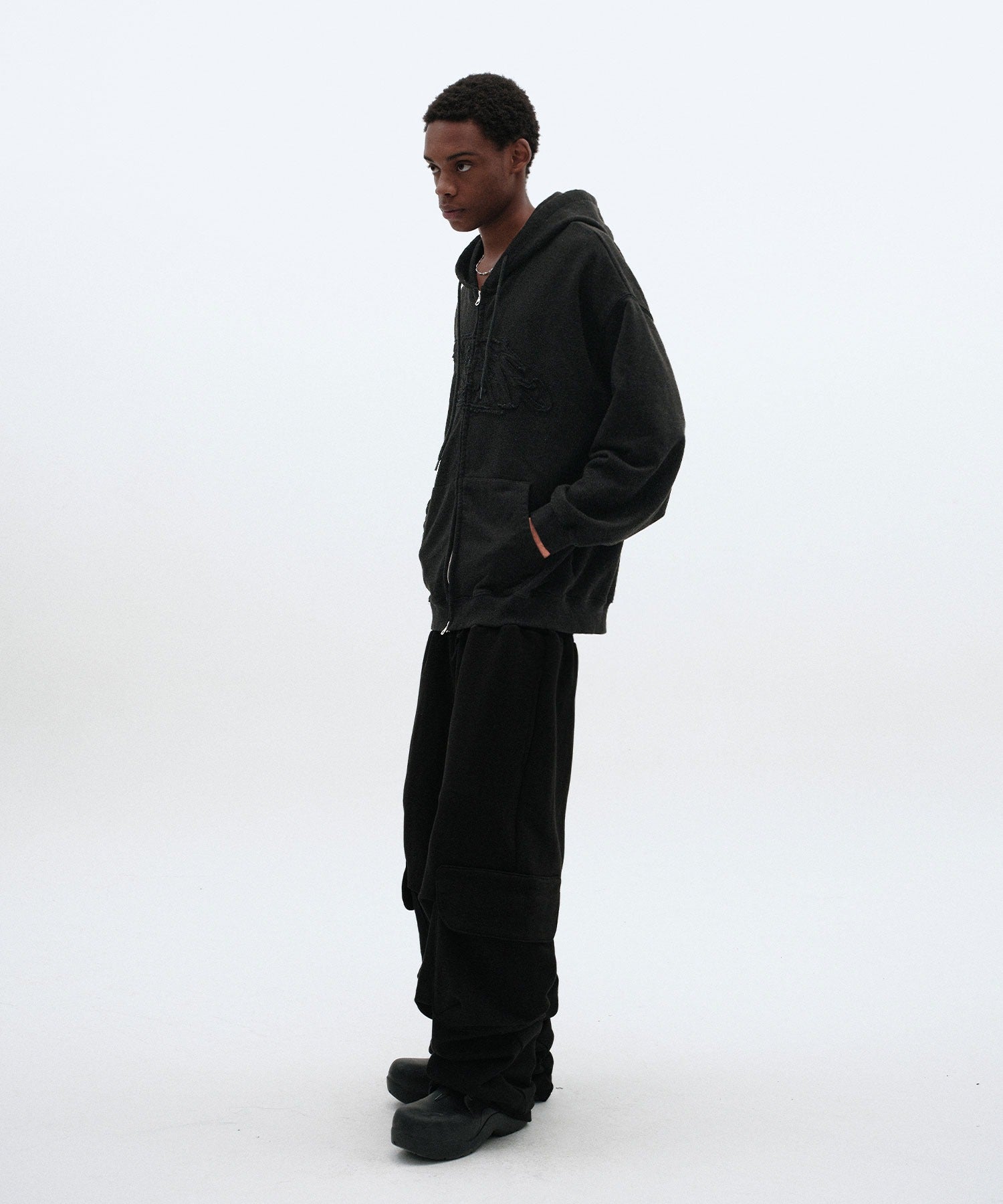 LOOSE SUADE HOOD ZIP UP [BLACK]