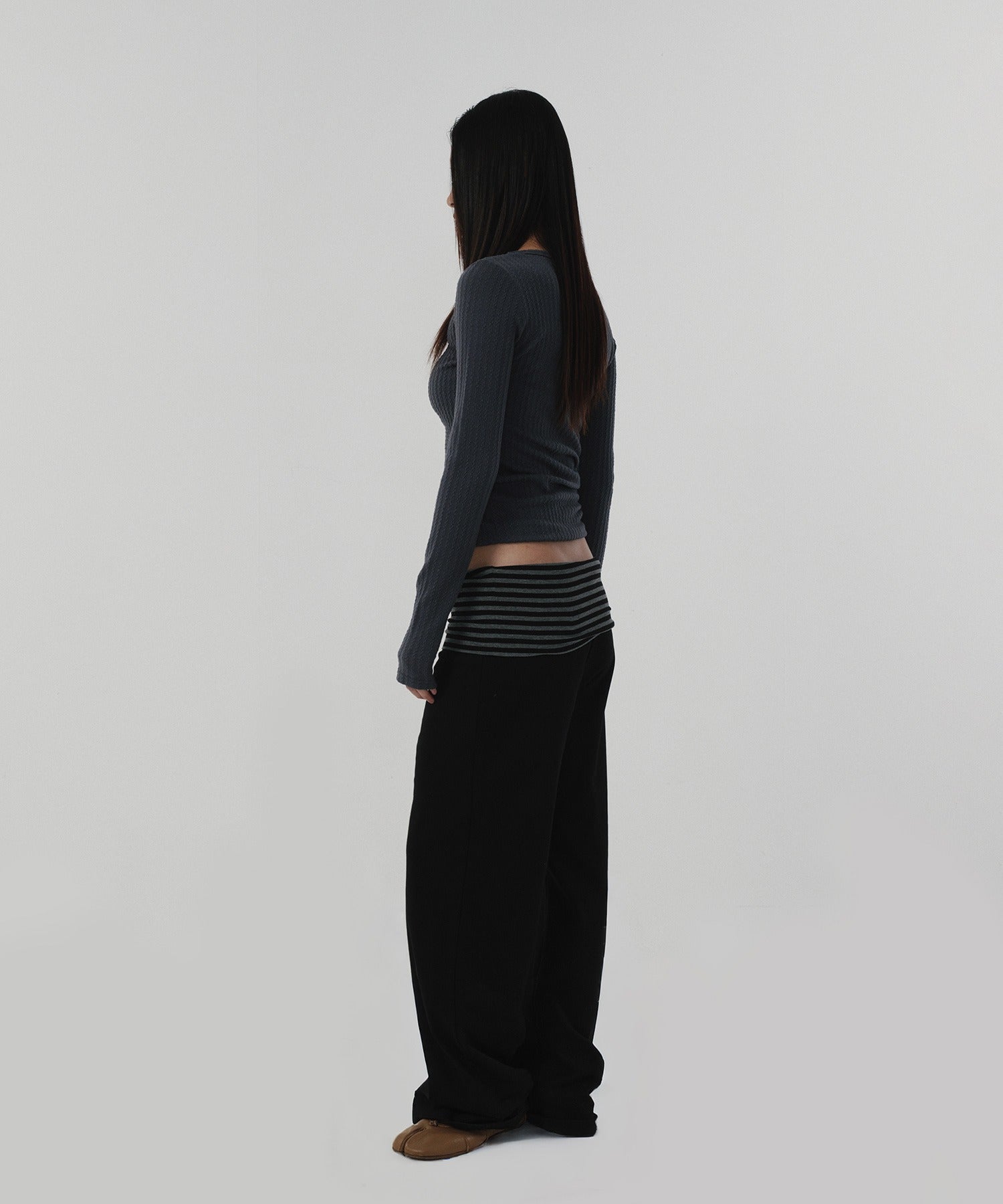 CABLE HENLEY NECK [CHARCOAL GRAY]