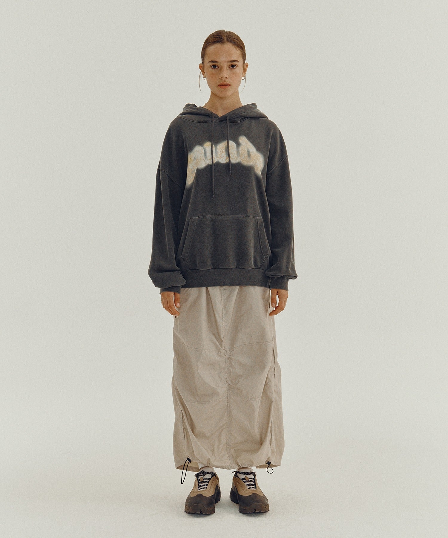 FIRE SUADE HOODIE [PIGMENT BLACK]