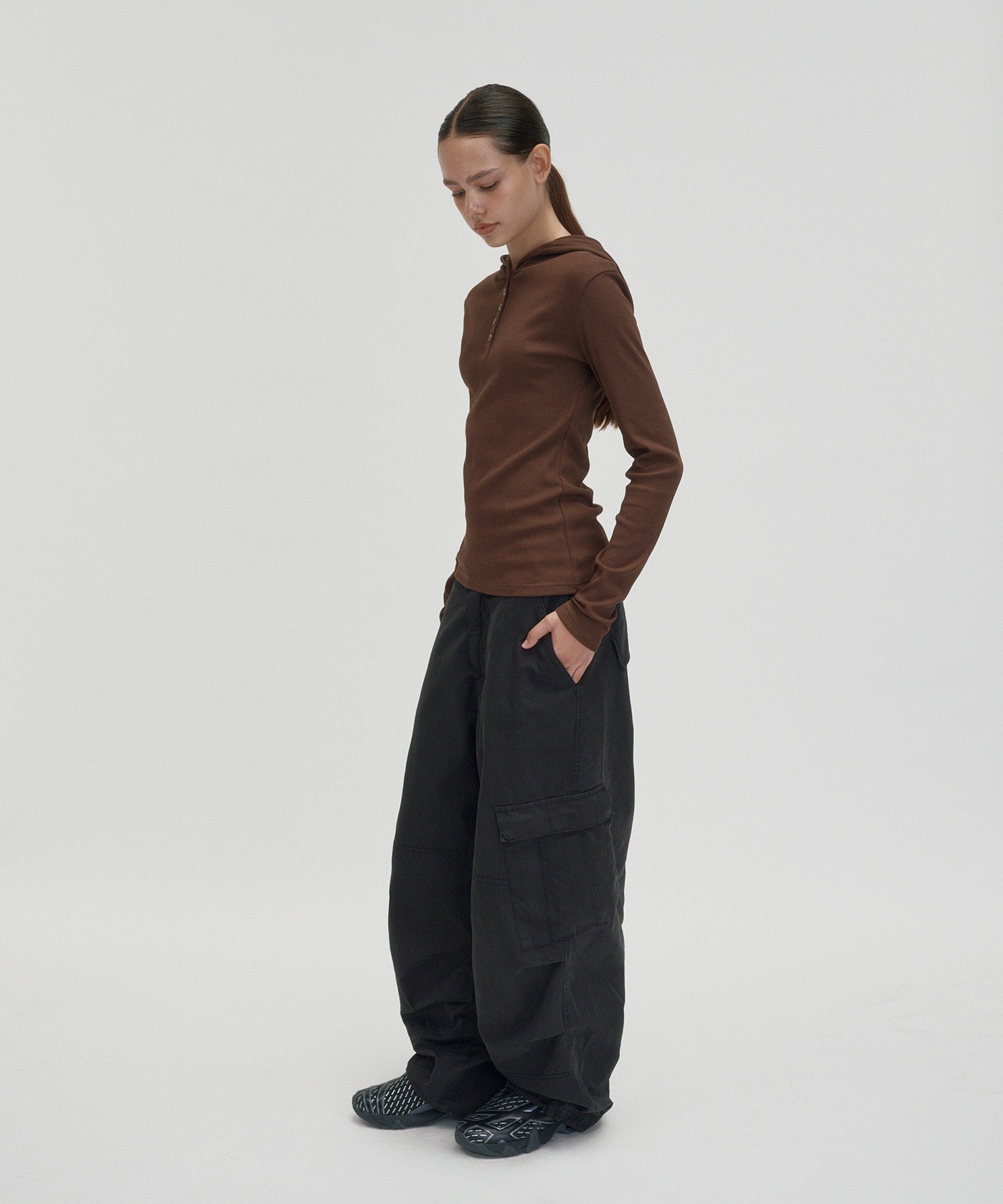 WASHED CARGO PANTS [BLACK]