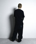 HUH!! TEE [BLACK]