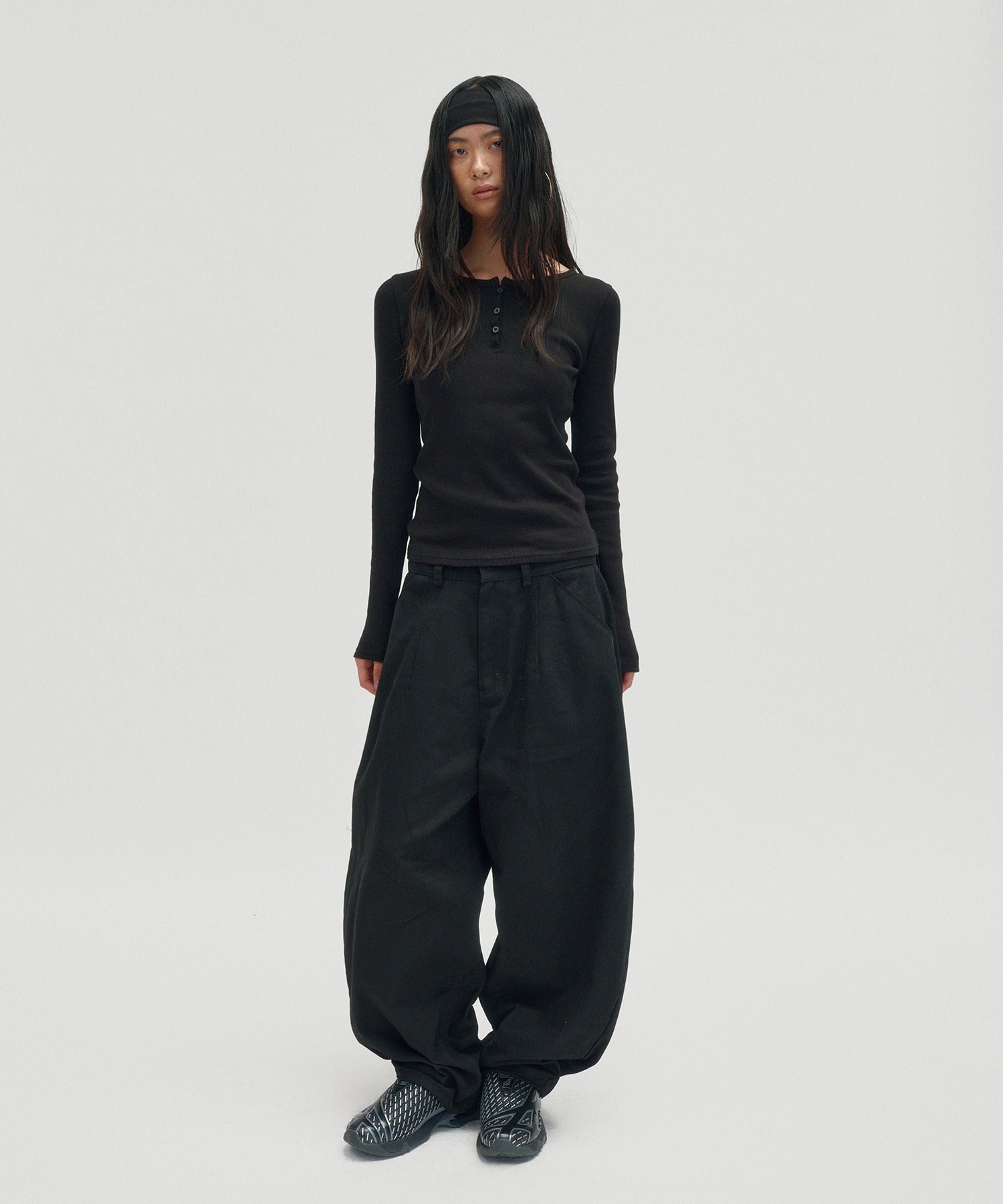 WIDE CHINO PANTS [BLACK]