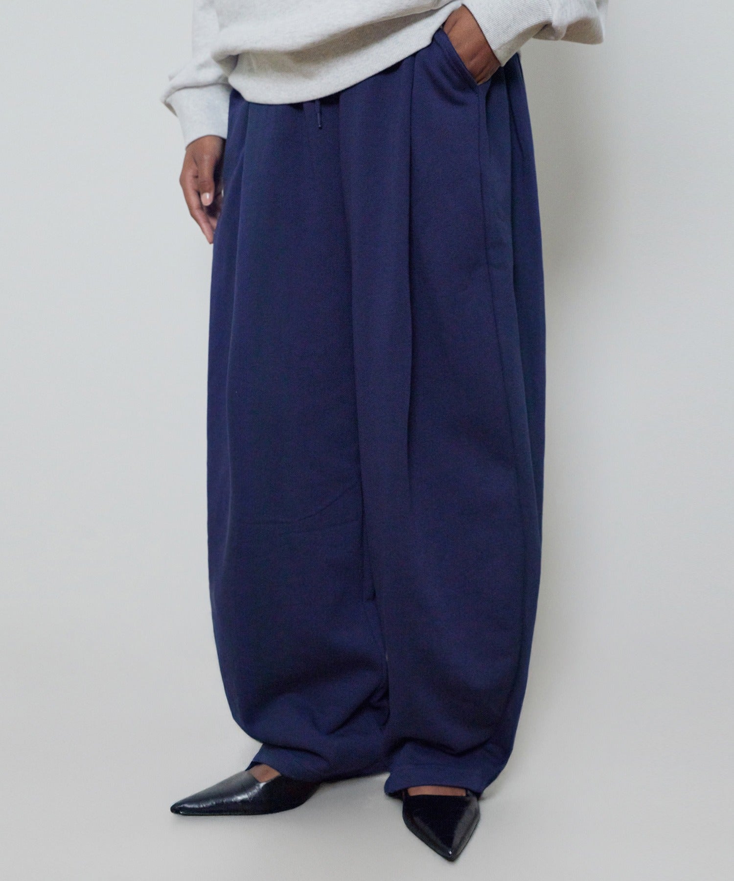 TWO TUCK LONG PANTS [NAVY]