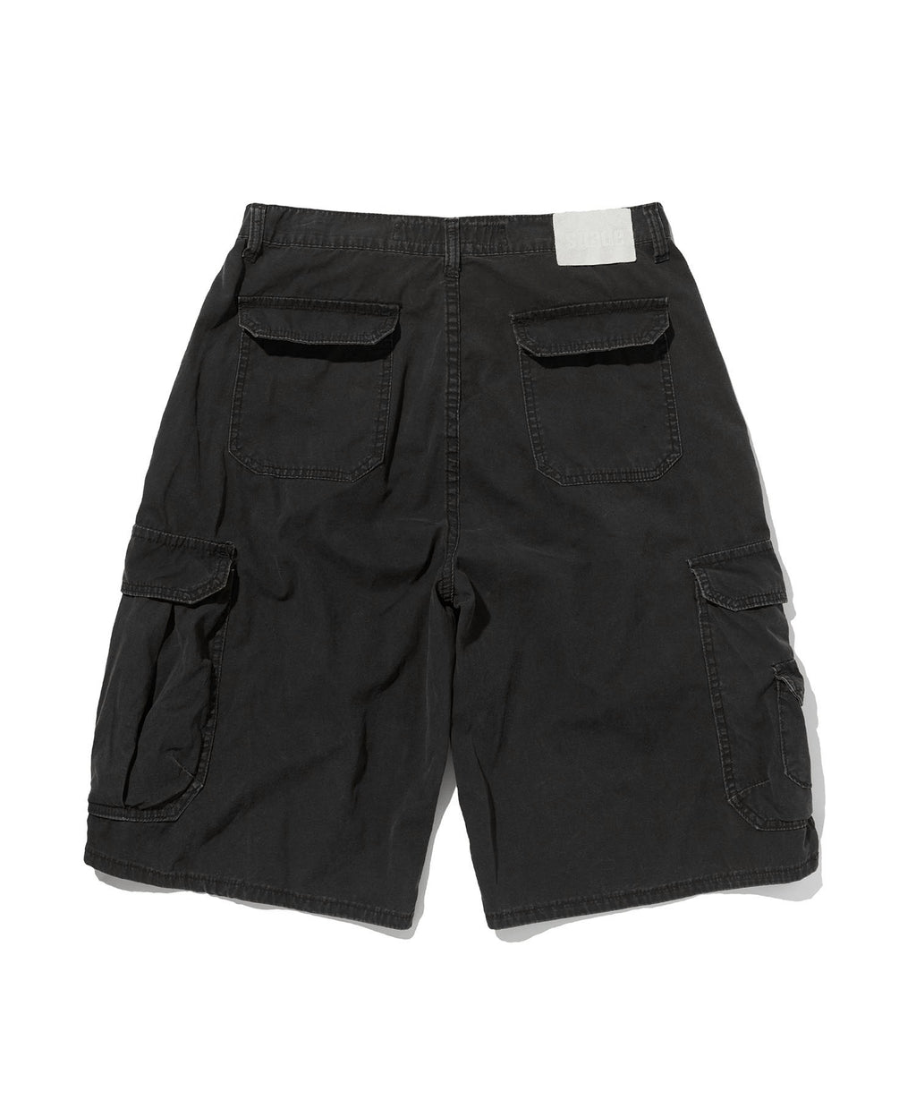 WIDE CARGO SHORTS [BLACK]