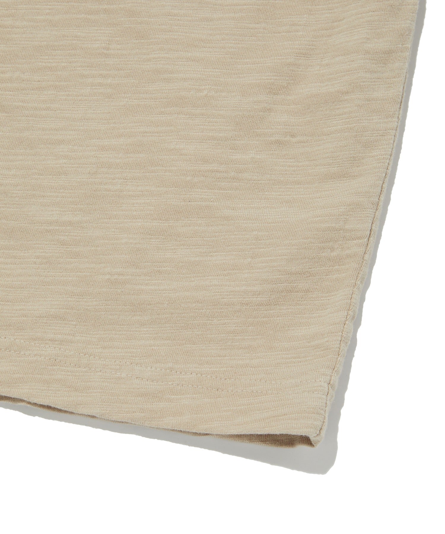 TEXTURED POCKET TEE [BEIGE]