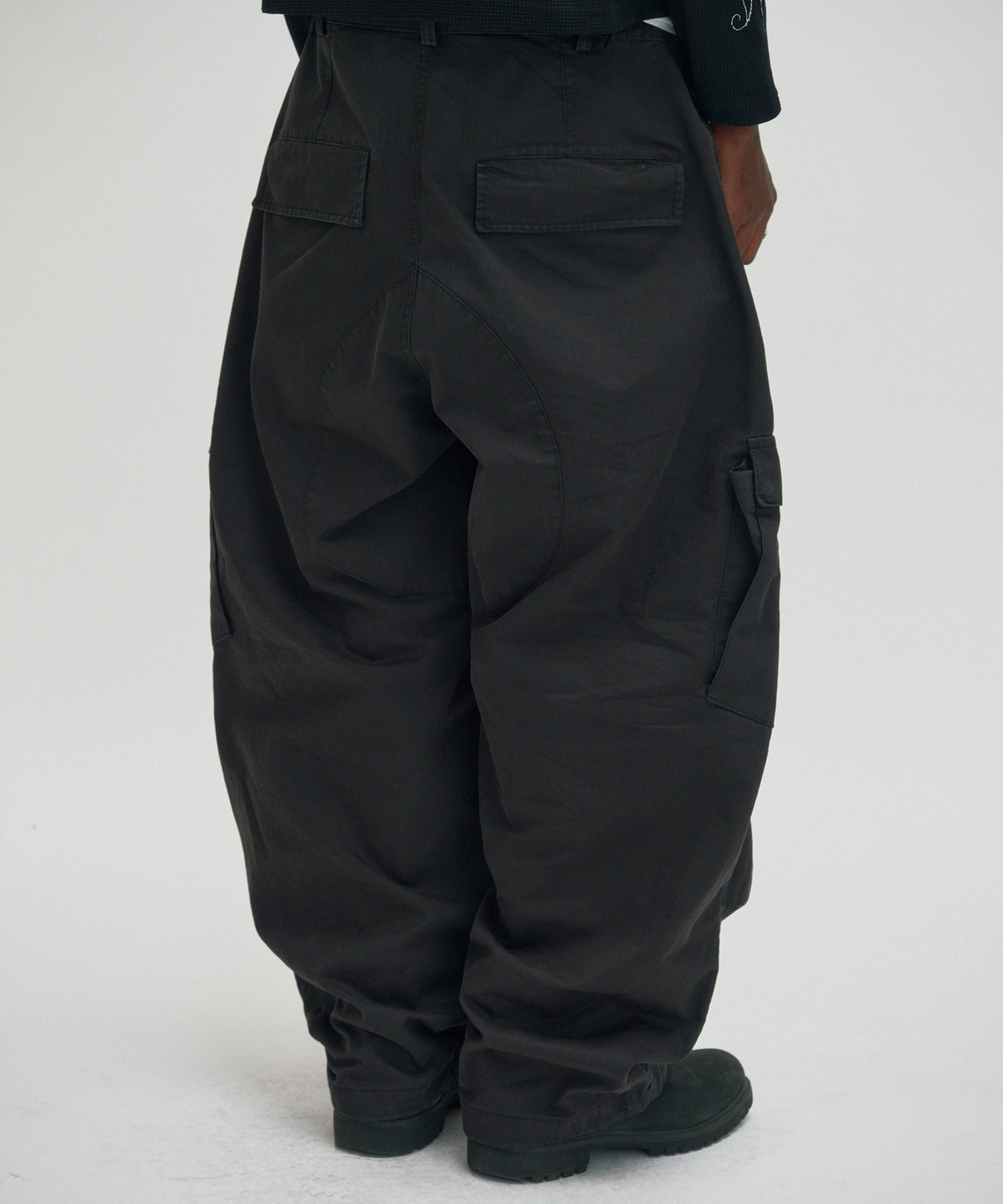 WASHED CARGO PANTS [BLACK]