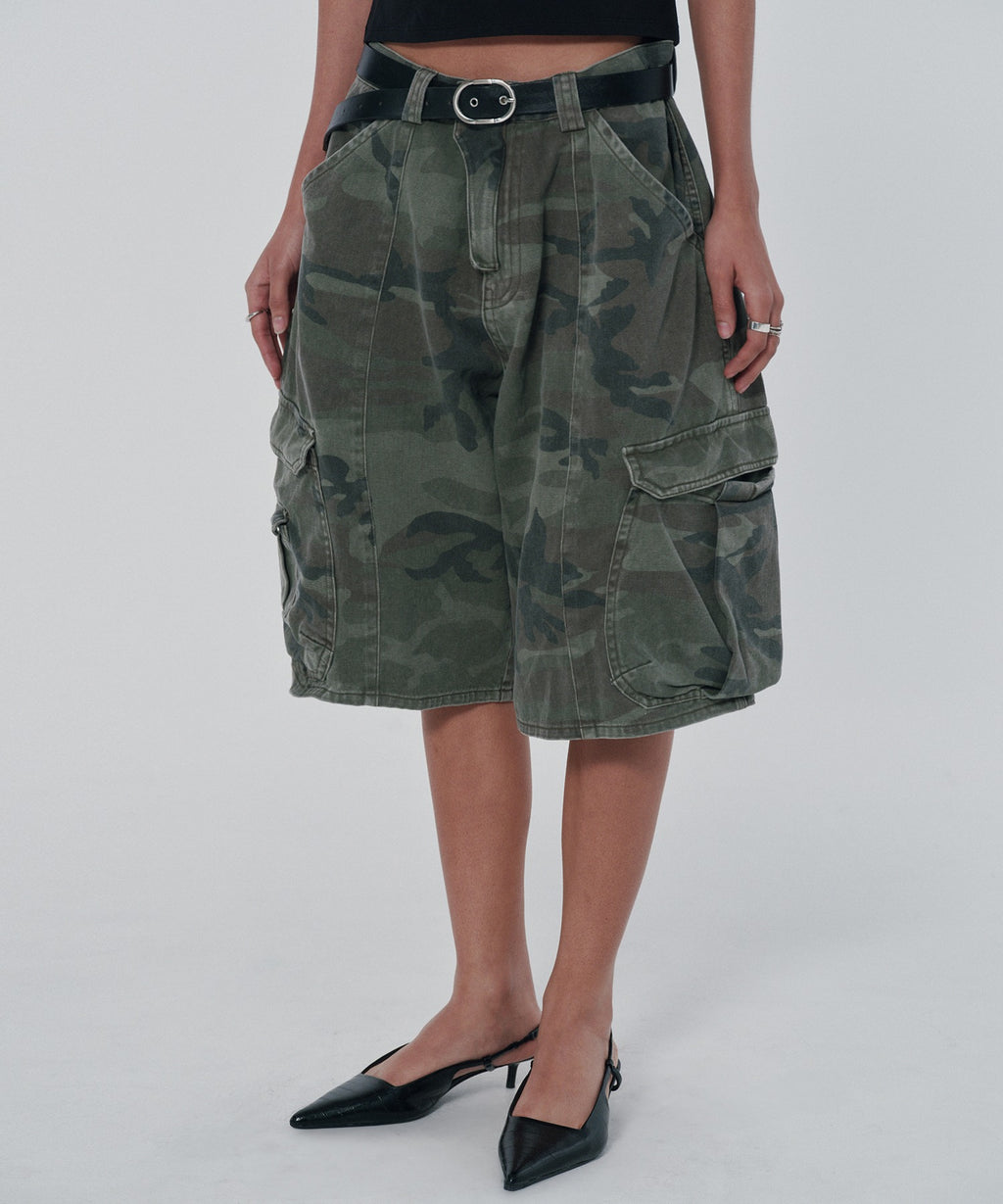 WIDE CARGO SHORTS [GREEN CAMO]
