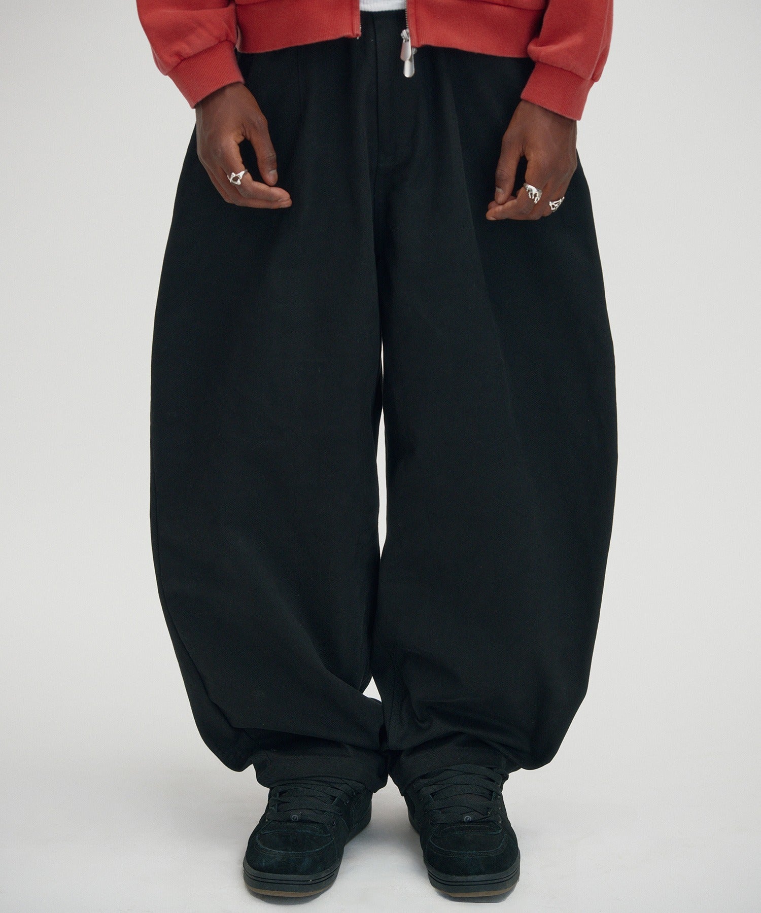 WIDE CHINO PANTS [BLACK]