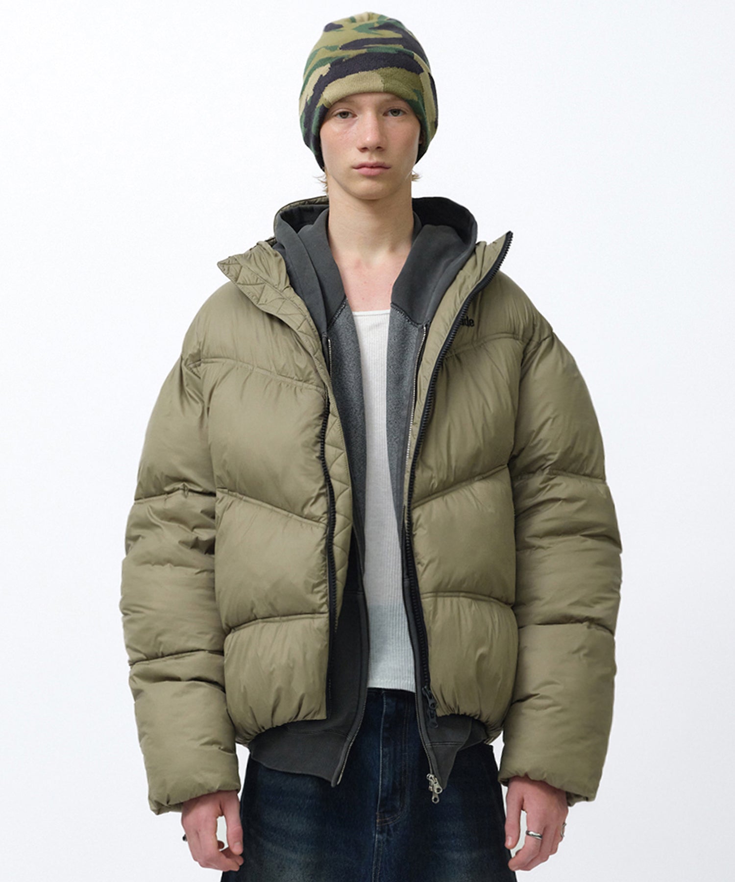 HOODED PUFFER JACKET [KHAKI]